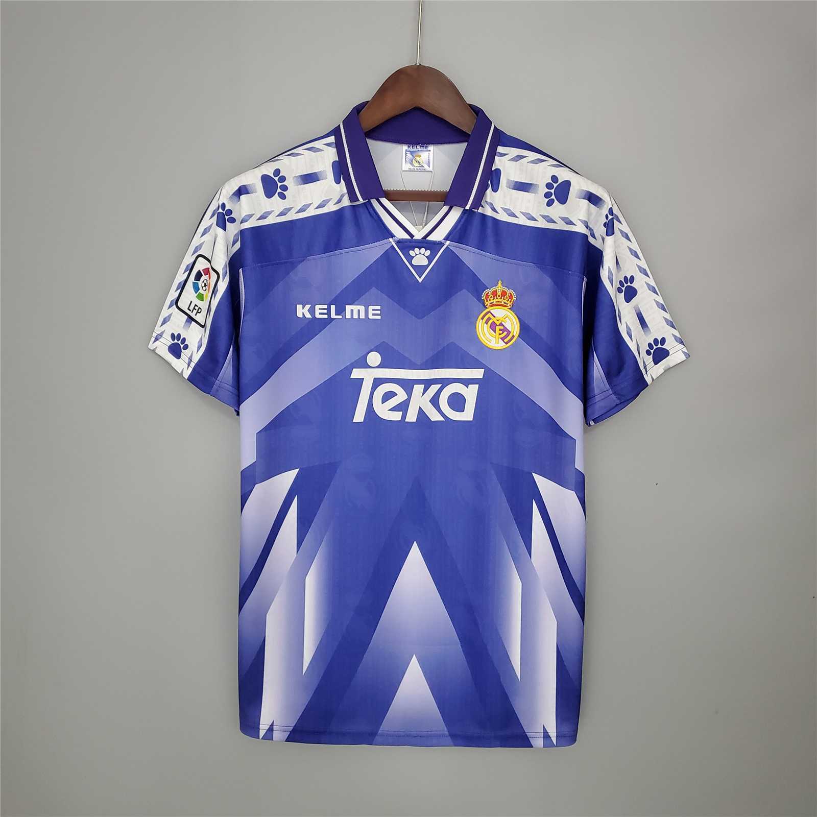 96-97 Real Madrid away