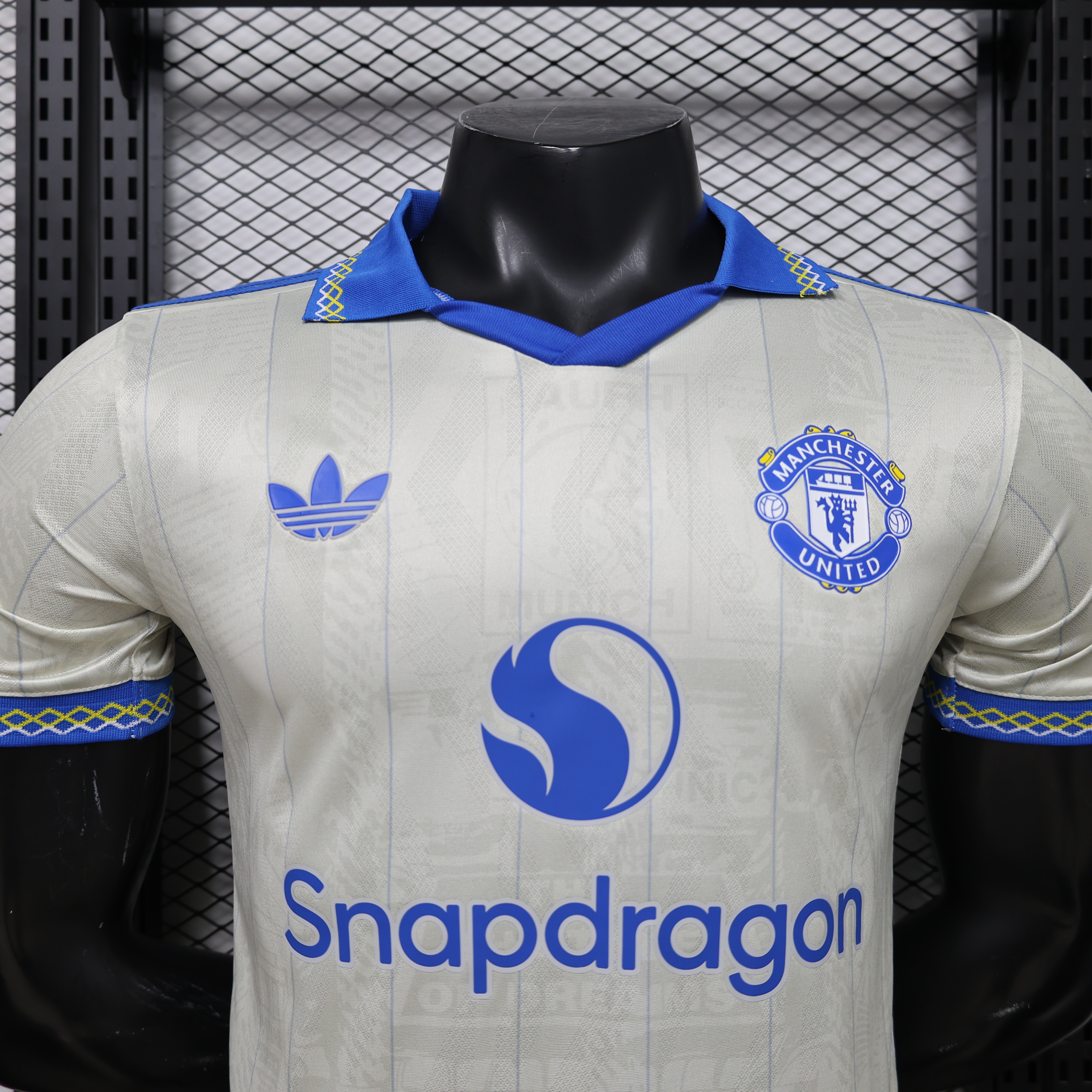 26-27 Manchester United Mens Kit Special Edition Player Soccer Shirt AAAAJersey Supply Yupoo 9 4
