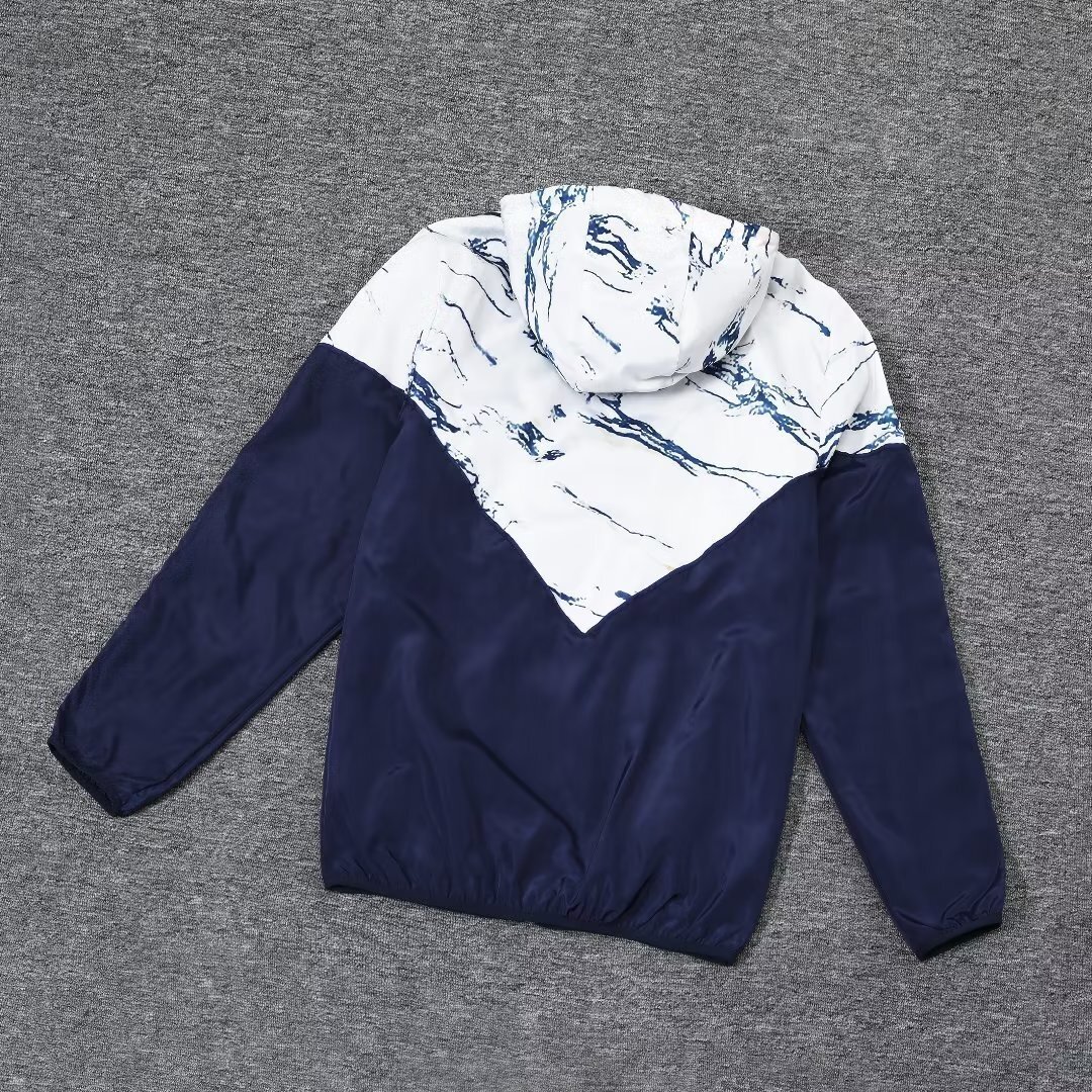 2024 Italy Hoodies Windbreaker Jackets Yupoo 1