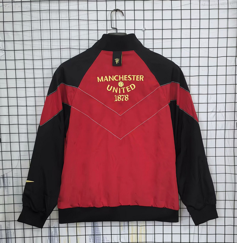 06-07 Manchester United Retro Red Windbreaker Jackets 1