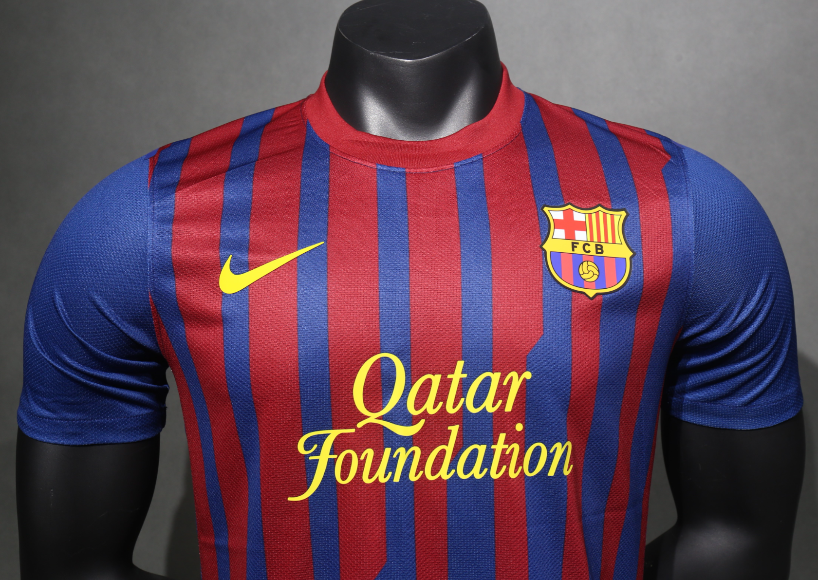 11-12 Barcelona Home Retro Kit Vintage Player Version Shirt AAAAJersey Dropship Yupoo 2