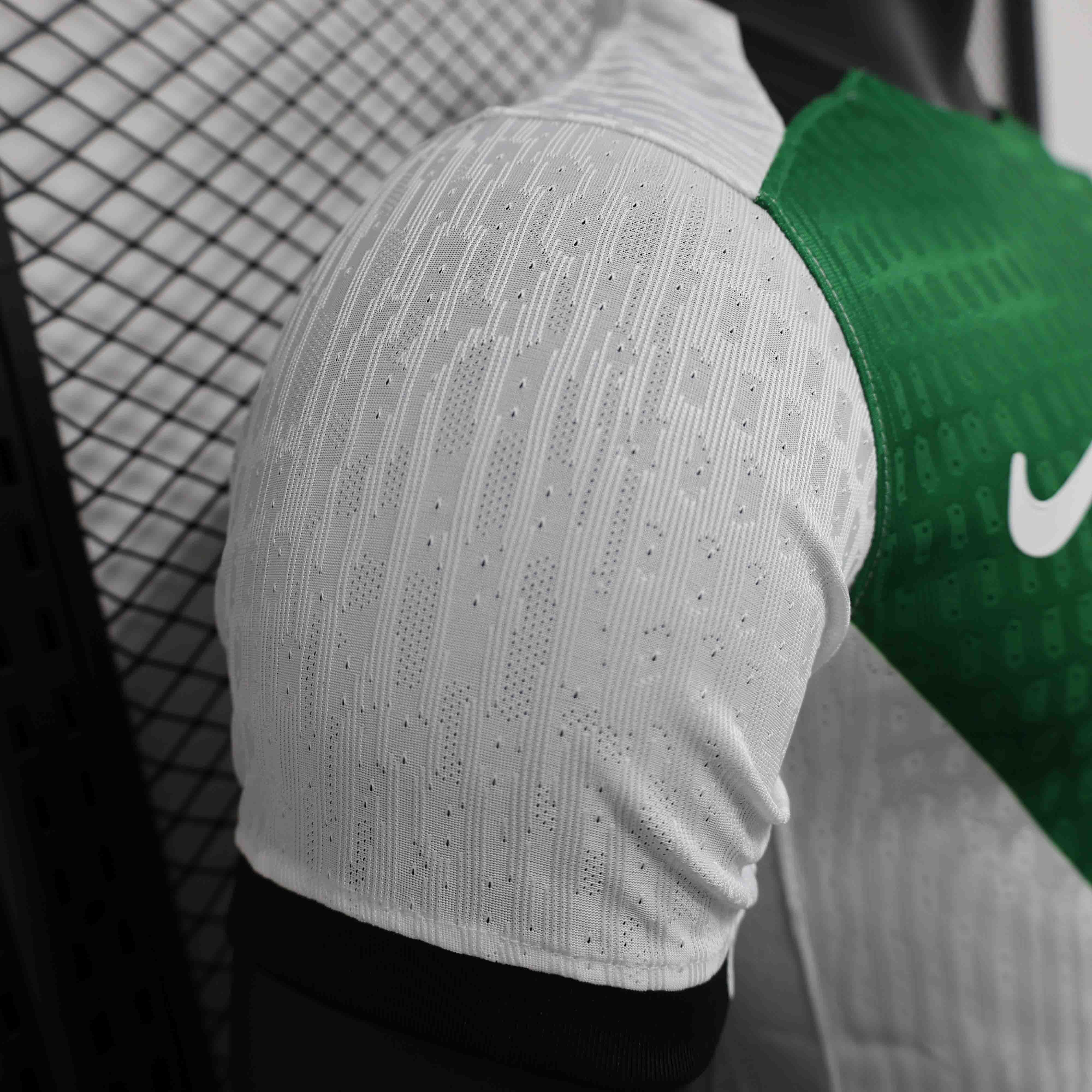 24-25 Sporting Lisbon 100th Anniversary Special Edition Player Version Shirt AAAAJersey Supplie 3