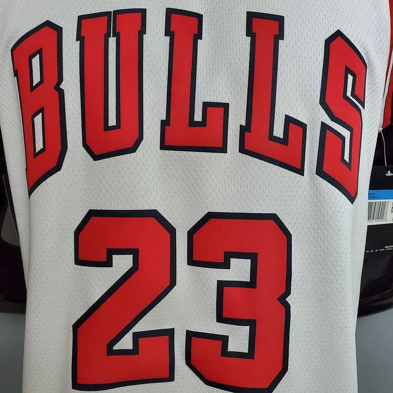 Jordan #23 Chicago Bulls white 1