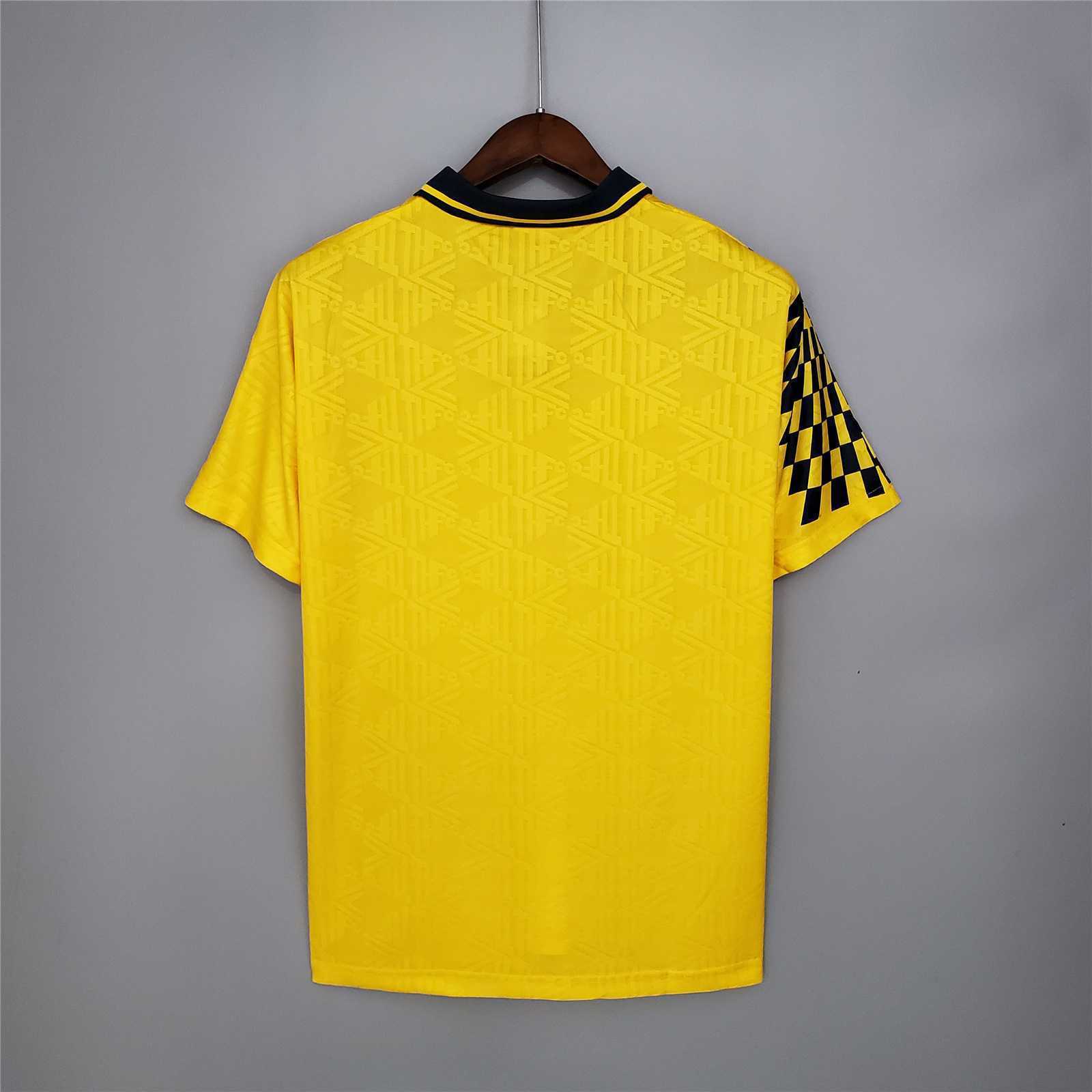 92-94 Tottenham Hotspur away yellow 5