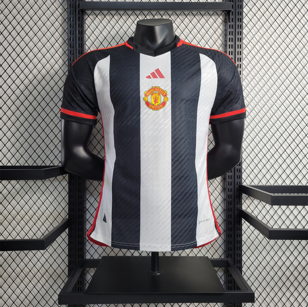 23-24 Manchester United training suit player version