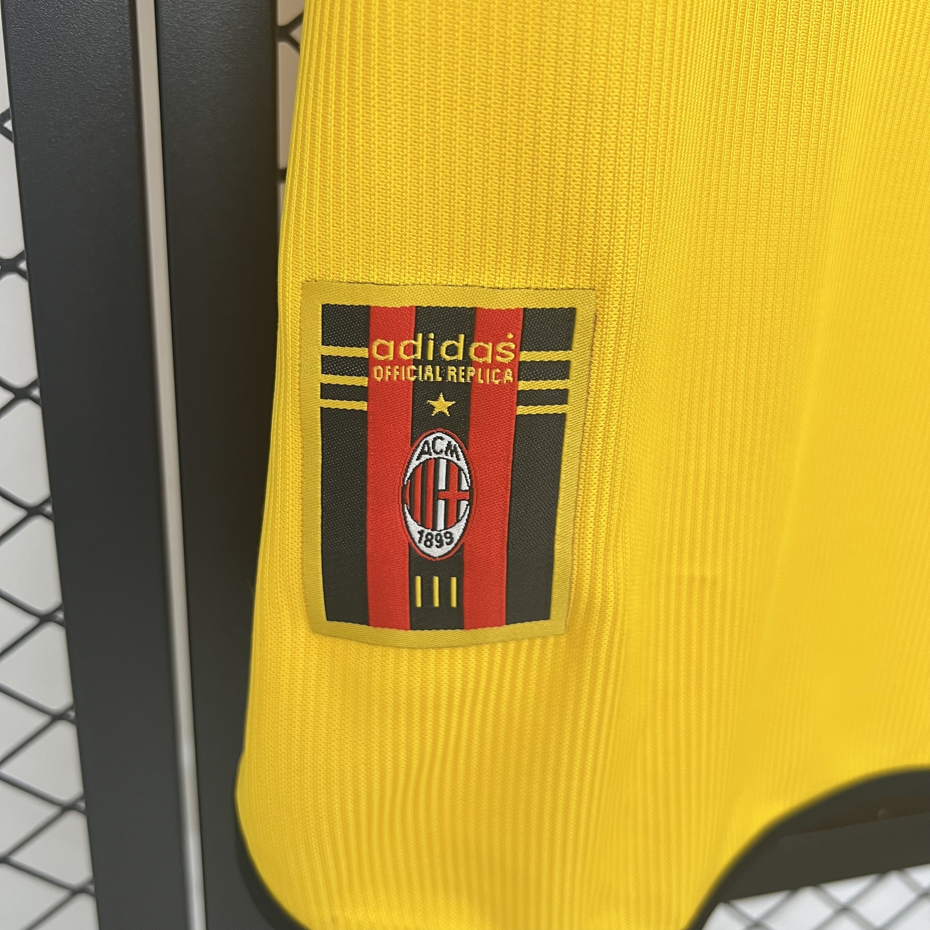 99-00 AC Milan Away Retro Kit Vintage Shirt Best AAAAJersey Wholesale Yupoo 7