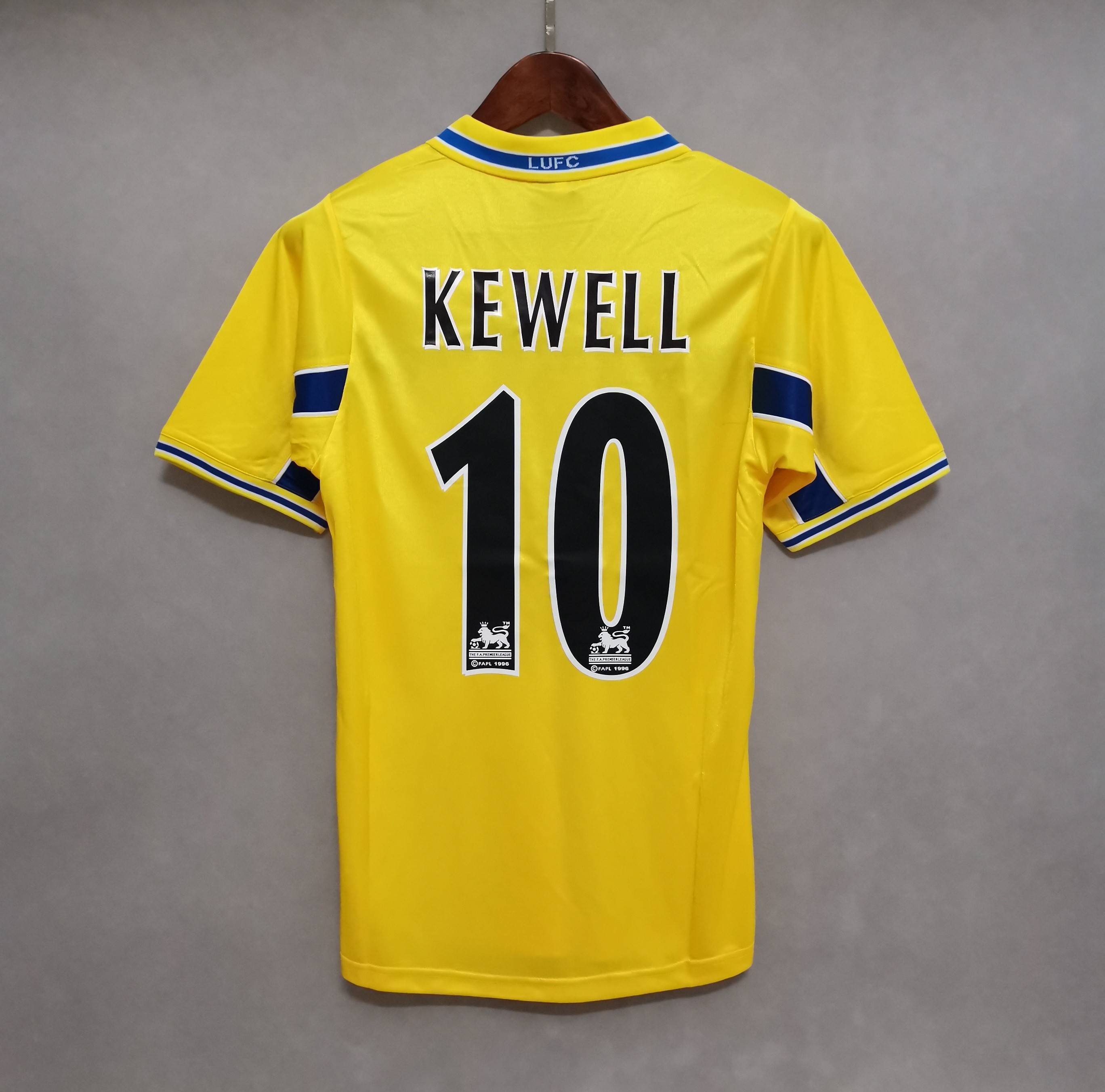 1999 Leeds United third away 3
