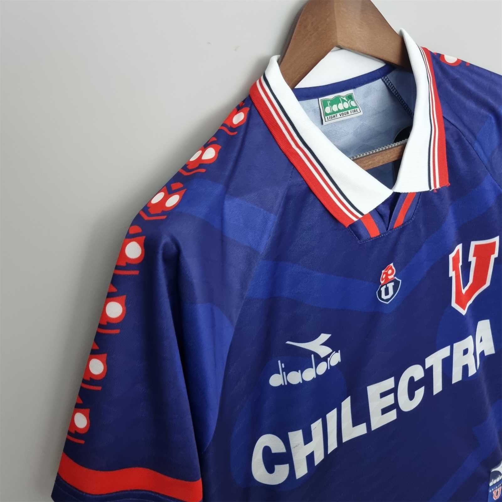 1996 University of Chile home 9