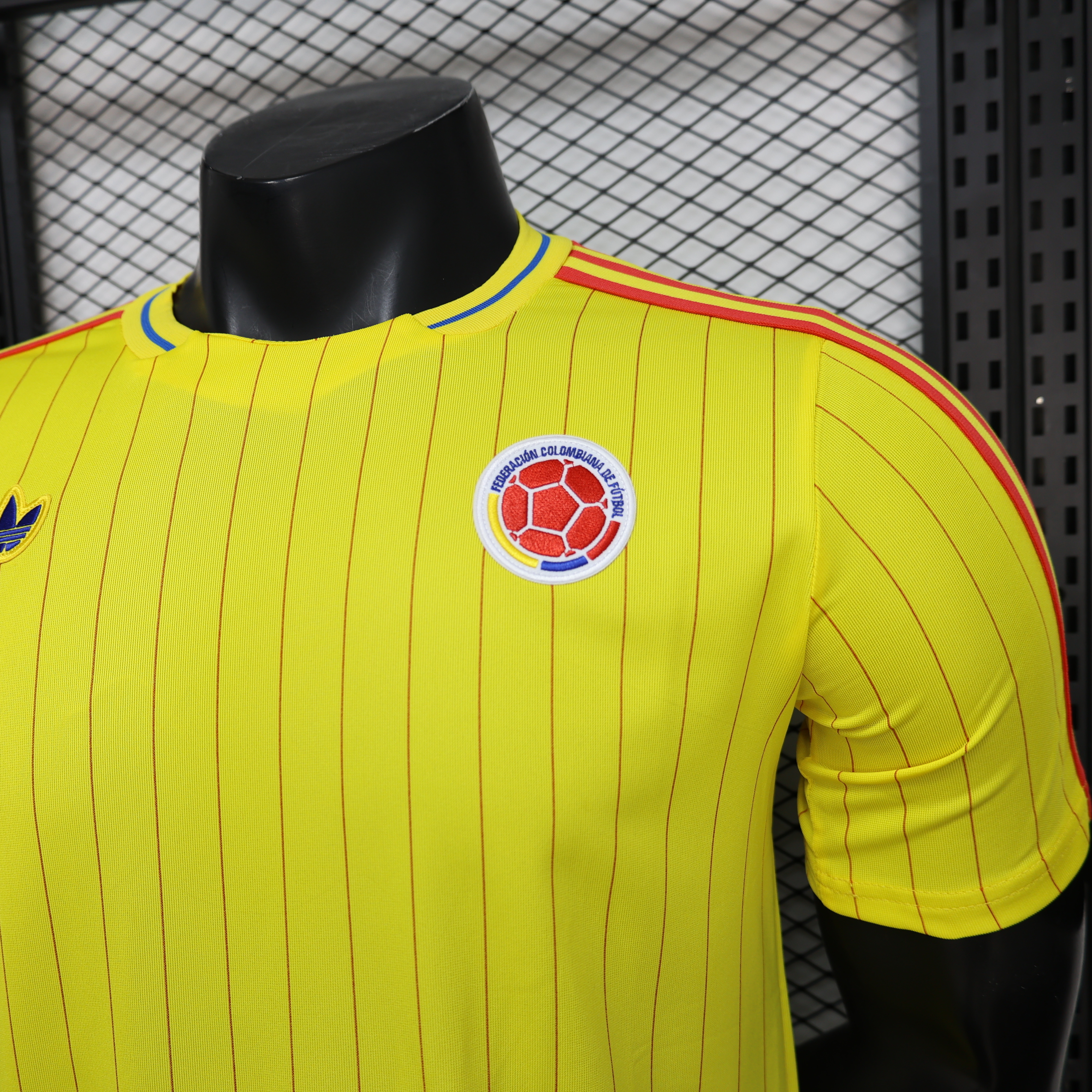 2026 World Cup Colombia Retro Football Shirt Casual Edition AAAA Jersey Drop ship Yupoo 7
