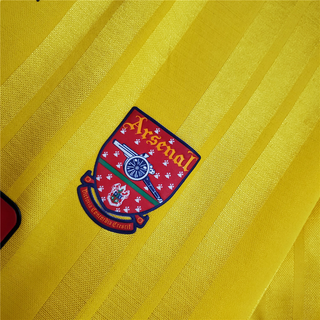 93-94 Arsenal away 3
