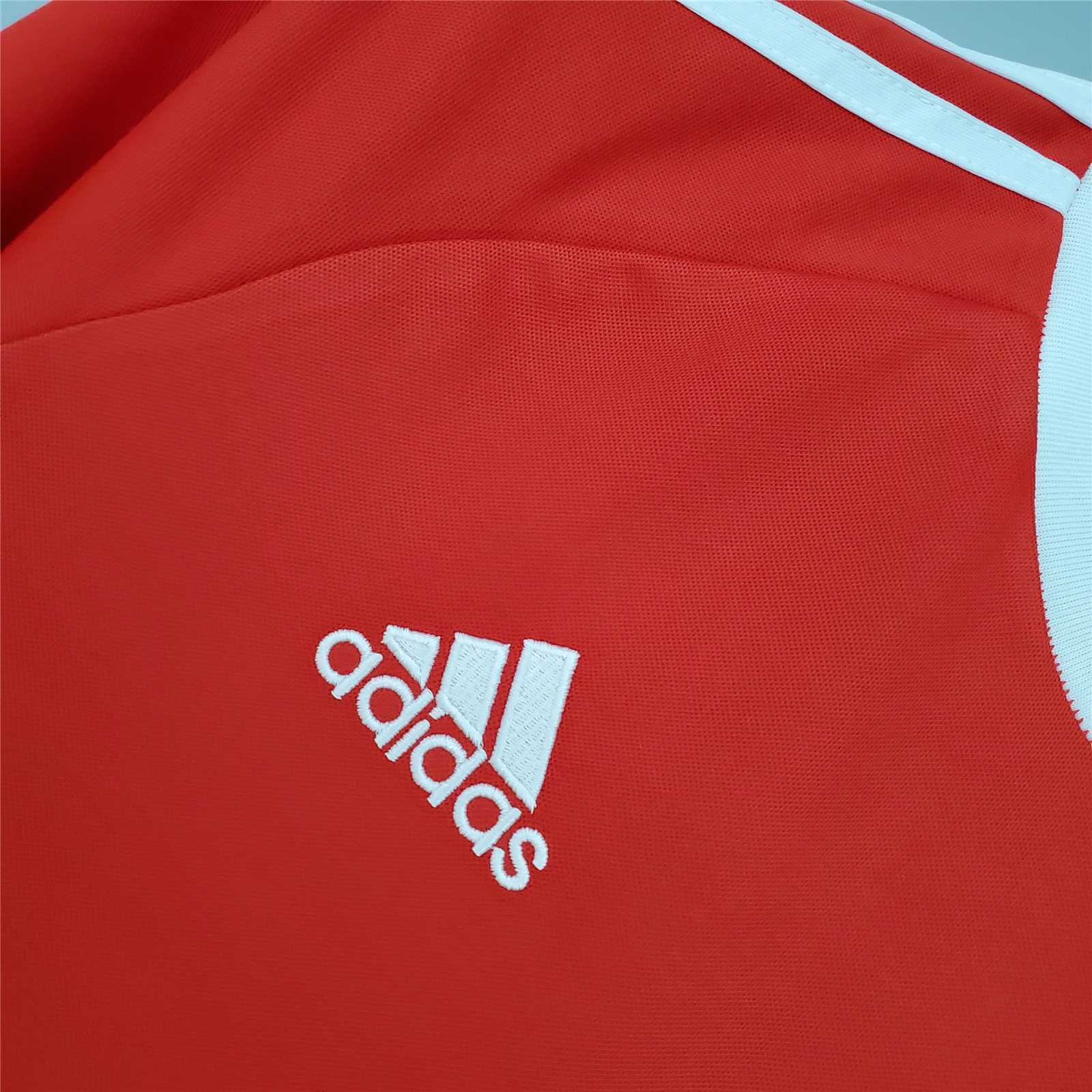 00-01 Bayern Munich home 3