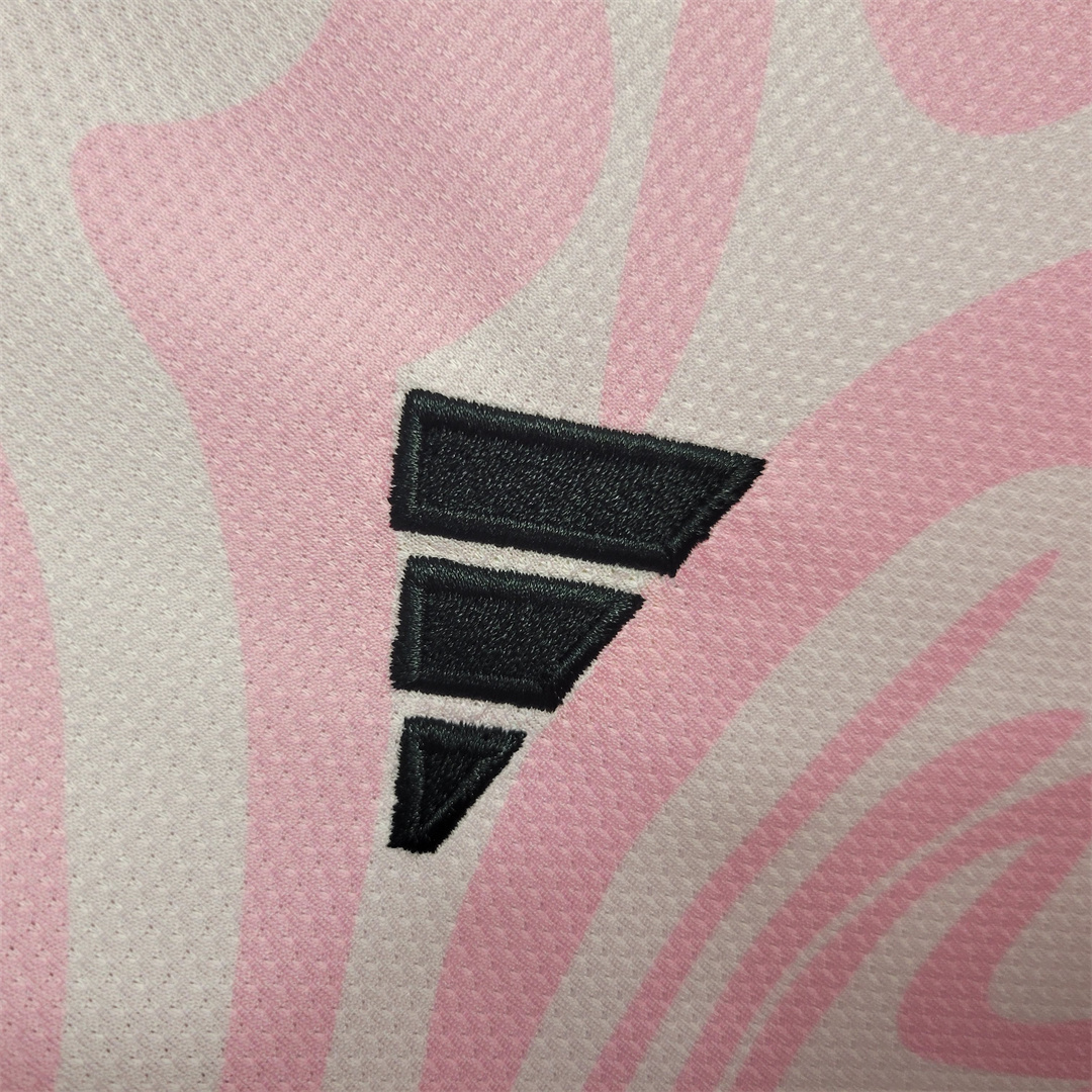 23-24 Flamengo Pink Special Edition 4