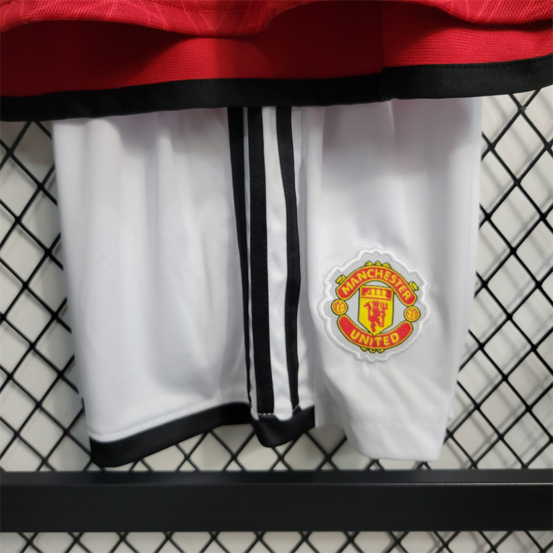 23-24 Manchester United Kids home size 16-28 9