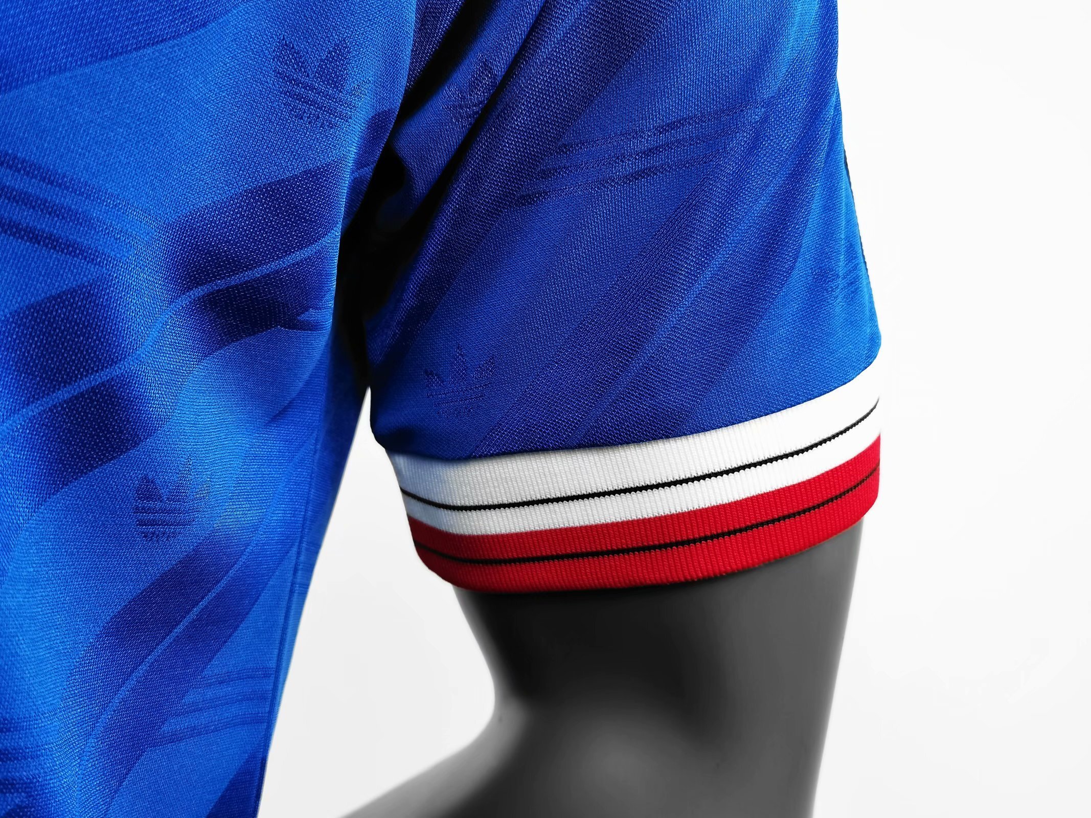 86-88 Manchester United away blue player version 1