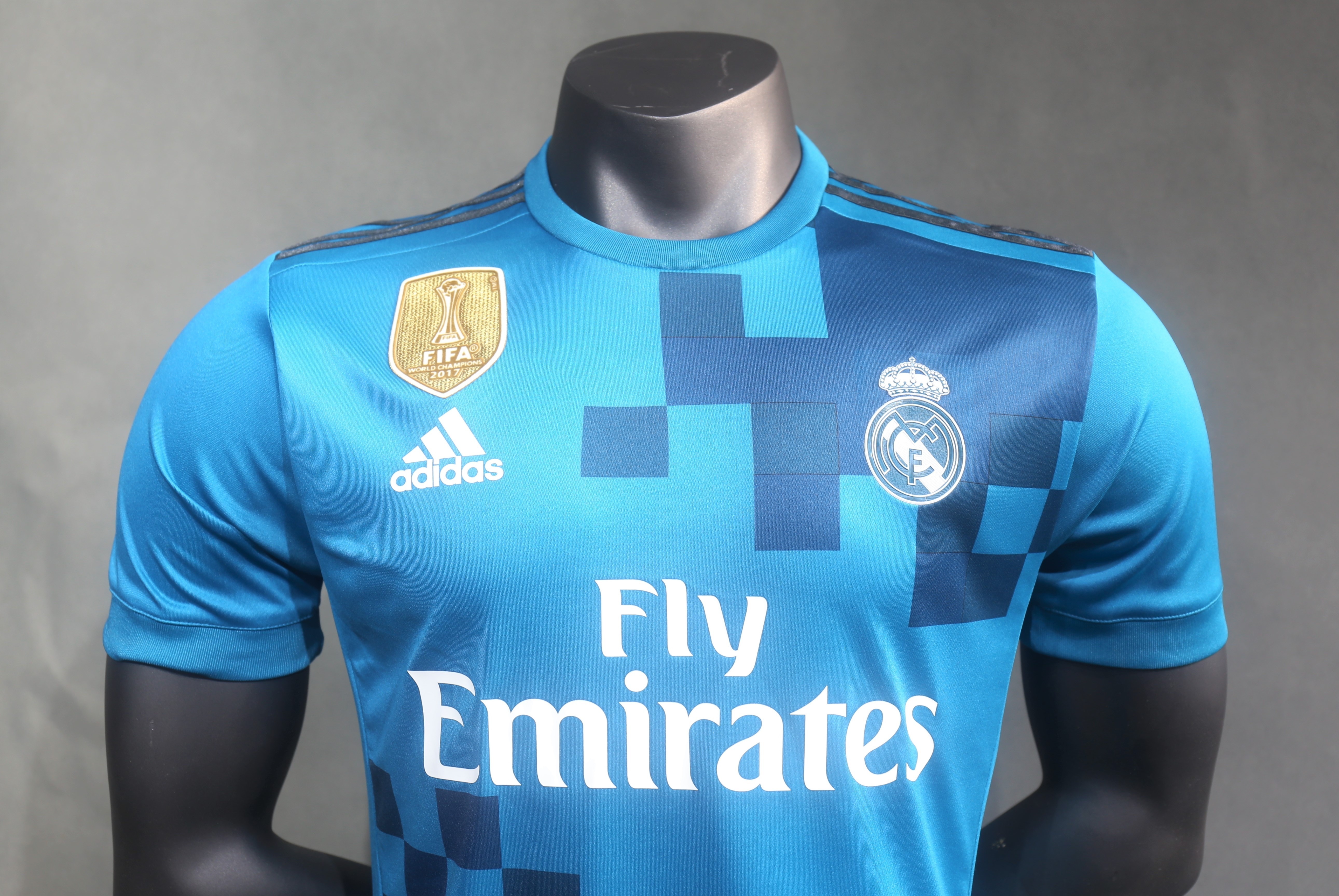 17-18 Real Madrid Third Away Retro Kit Vintage Player Version Sino Shirt AAAAJersey Dropship Yu 3