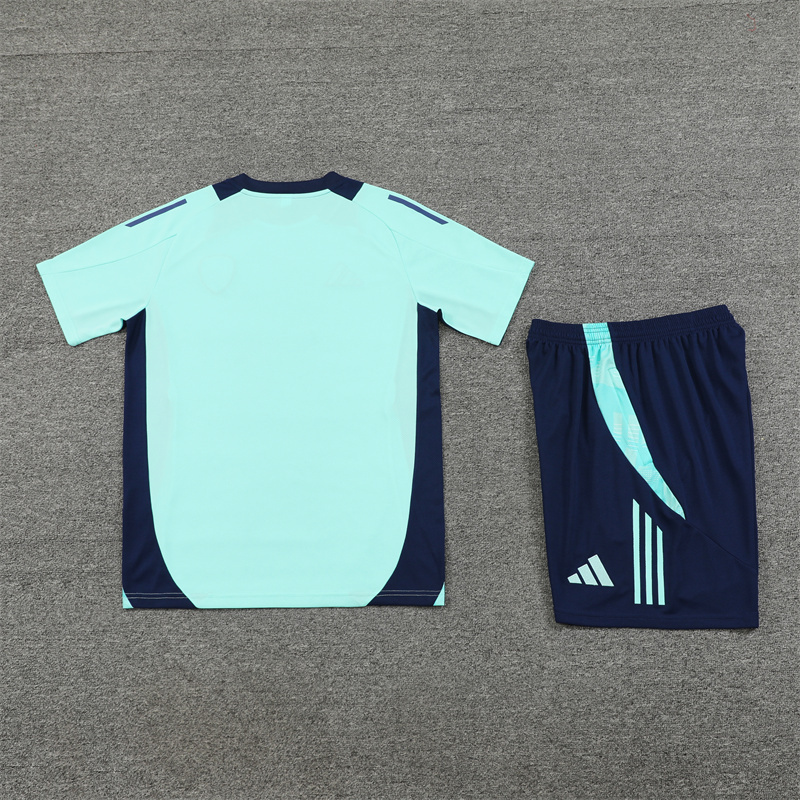 24-25 Arsenal Training Soccer Jerseys Football Shirts 3