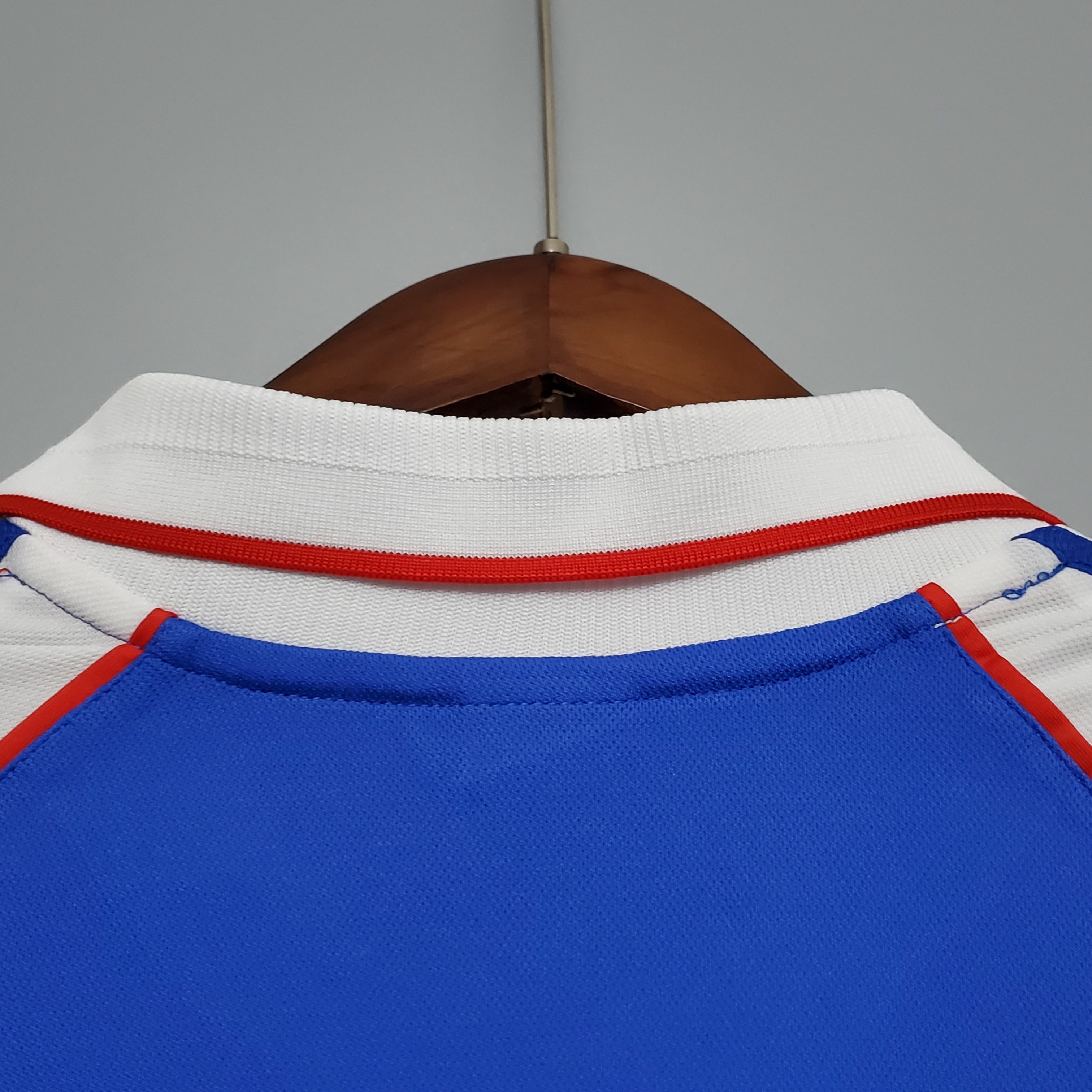 2000 Japan home 8