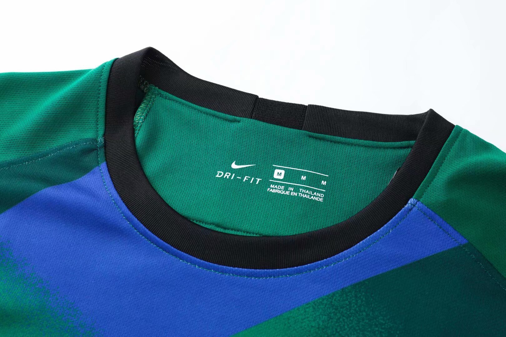19-20 PSG Green Goalie Suit 9