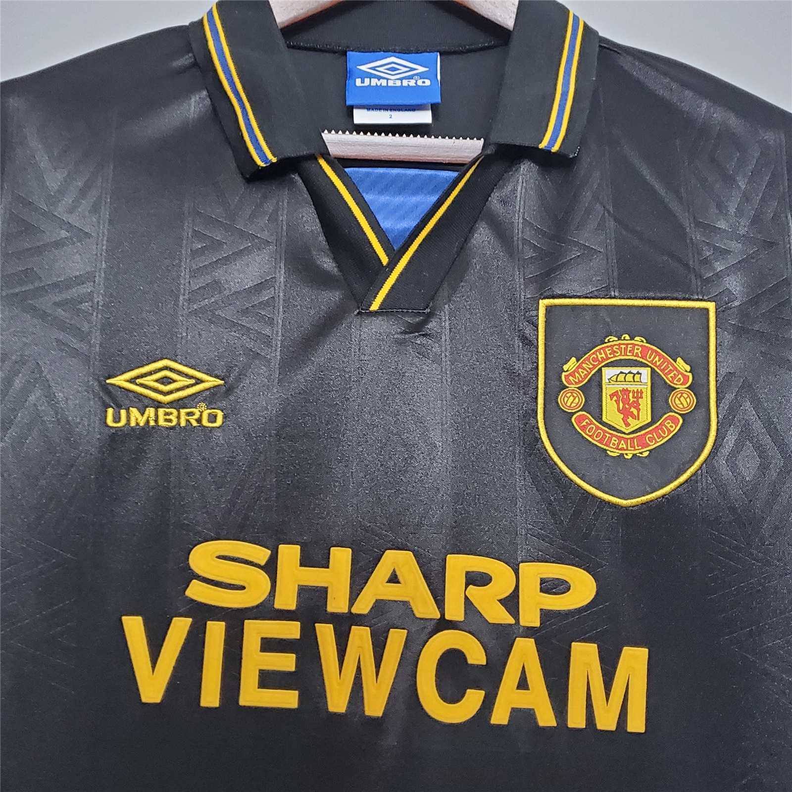 93-94 Manchester United away 1