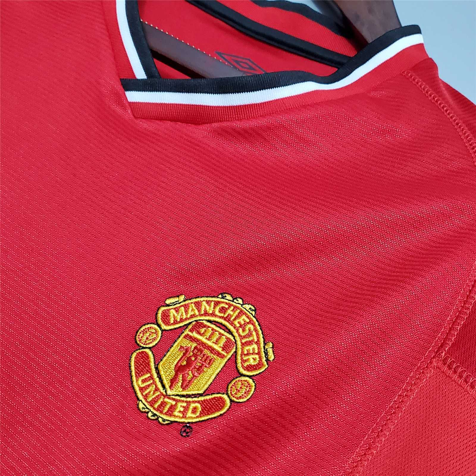 00-02 Manchester United home 5