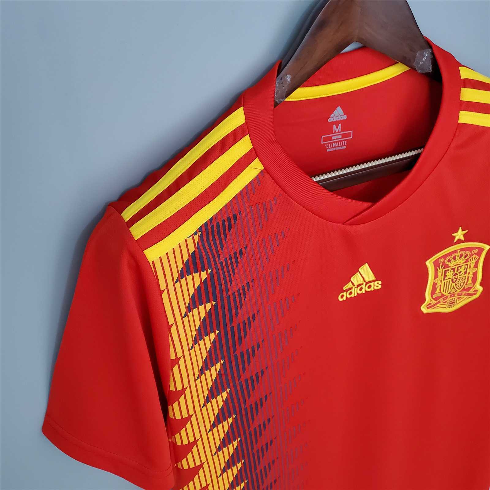 2018 Spain home 5
