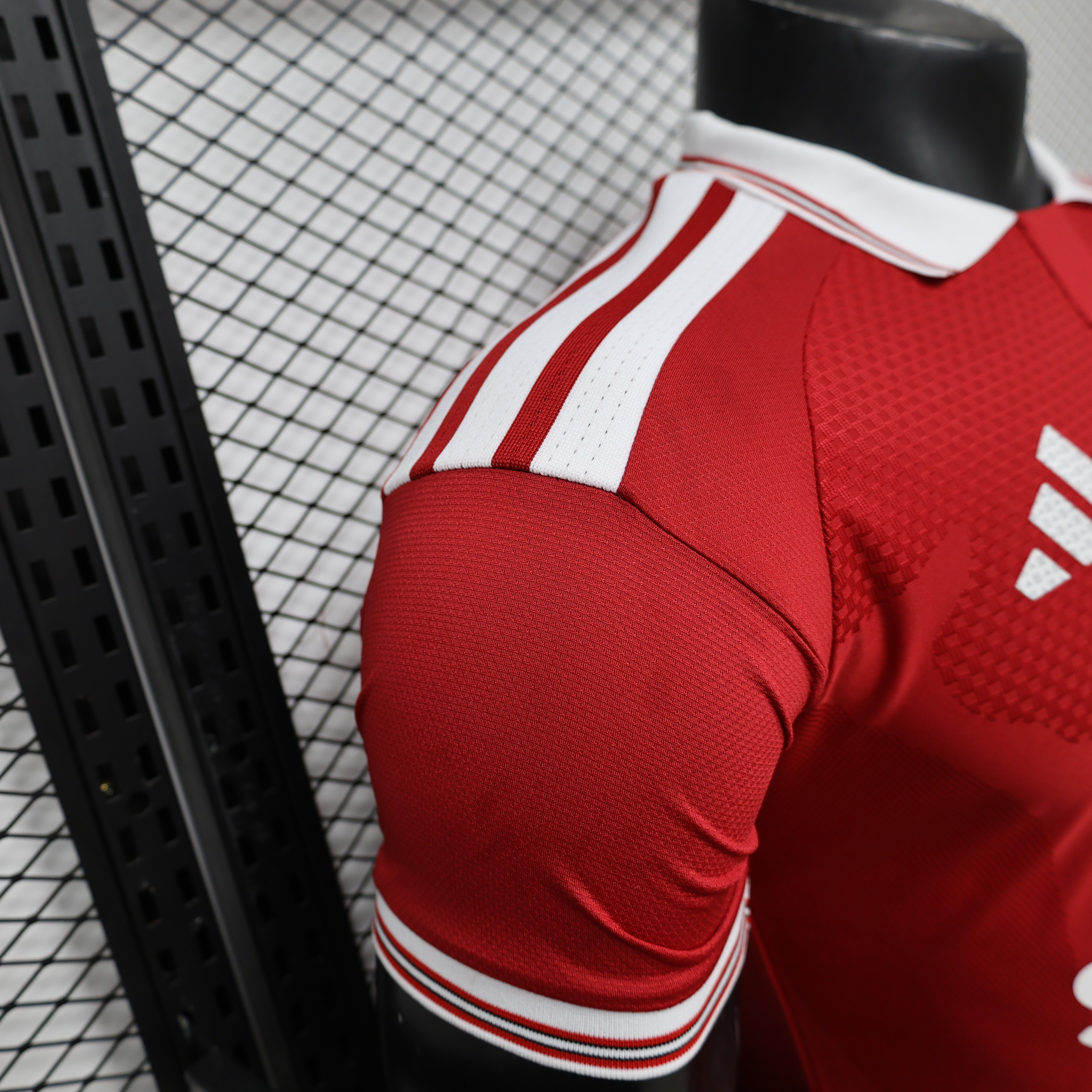 26-27 Manchester United home football jersey player version AAAA Jersey Drop ship Yupoo 4