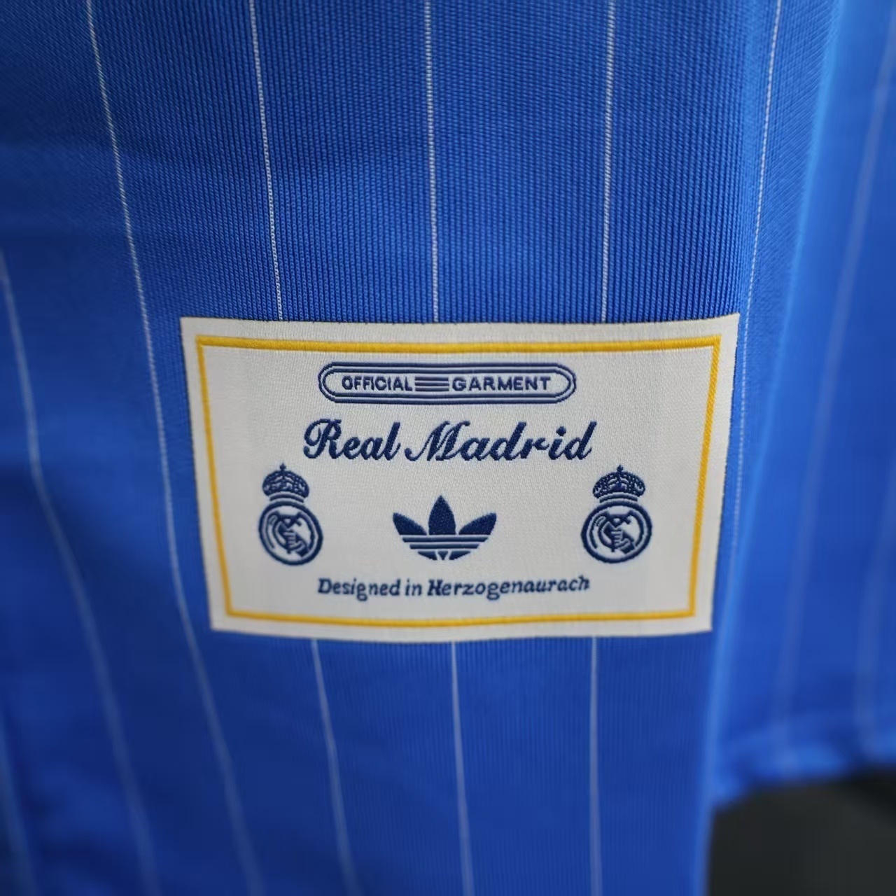 25-26 Real Madrid Casual Retro Style Football Shirt Apparels AAAAJersey Wholesale Yupoo 7