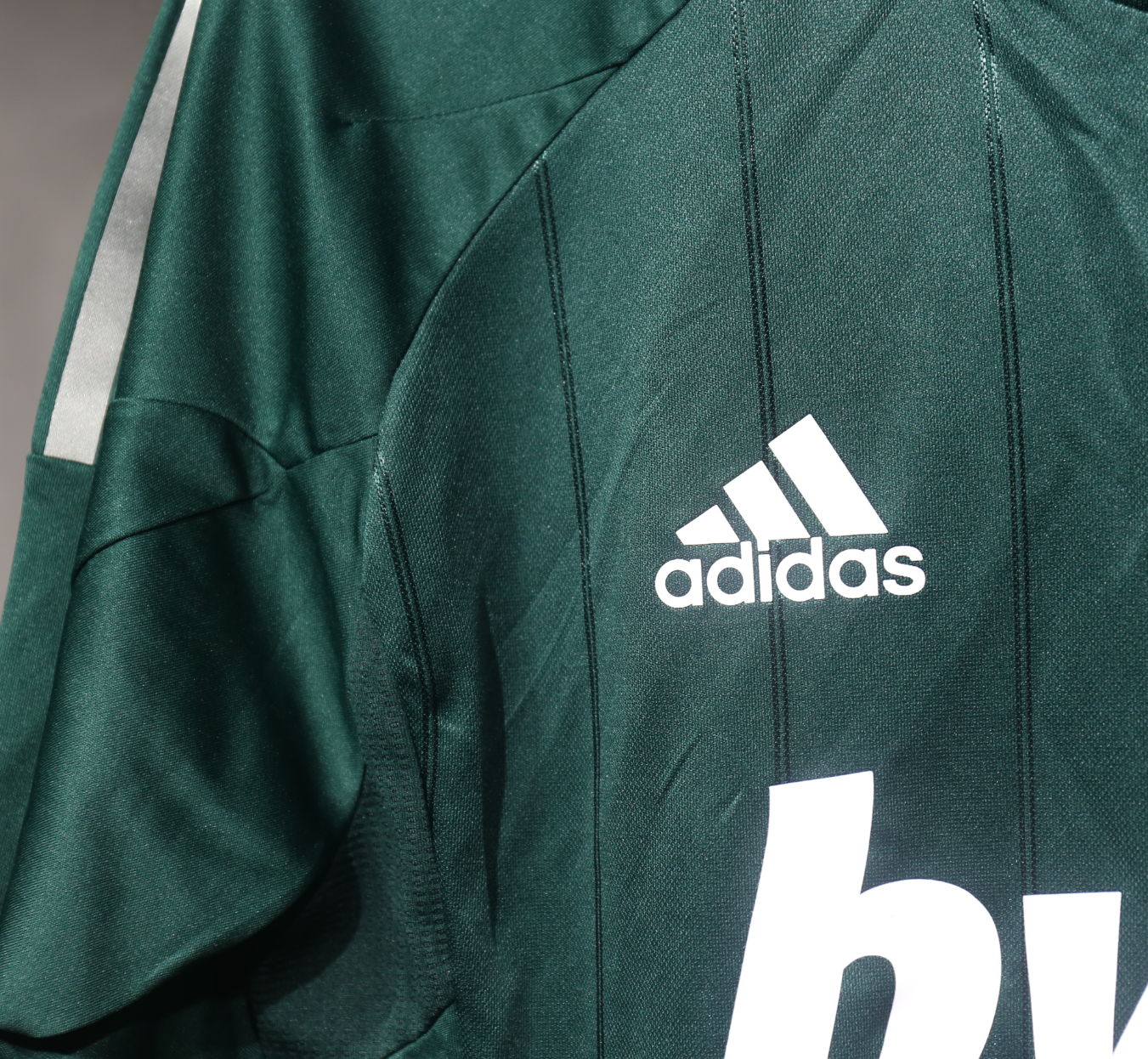 12-13 Real Madrid Third Away Retro Kit Vintage Player Version Sino Shirt AAAAJersey Dropship Yu 3