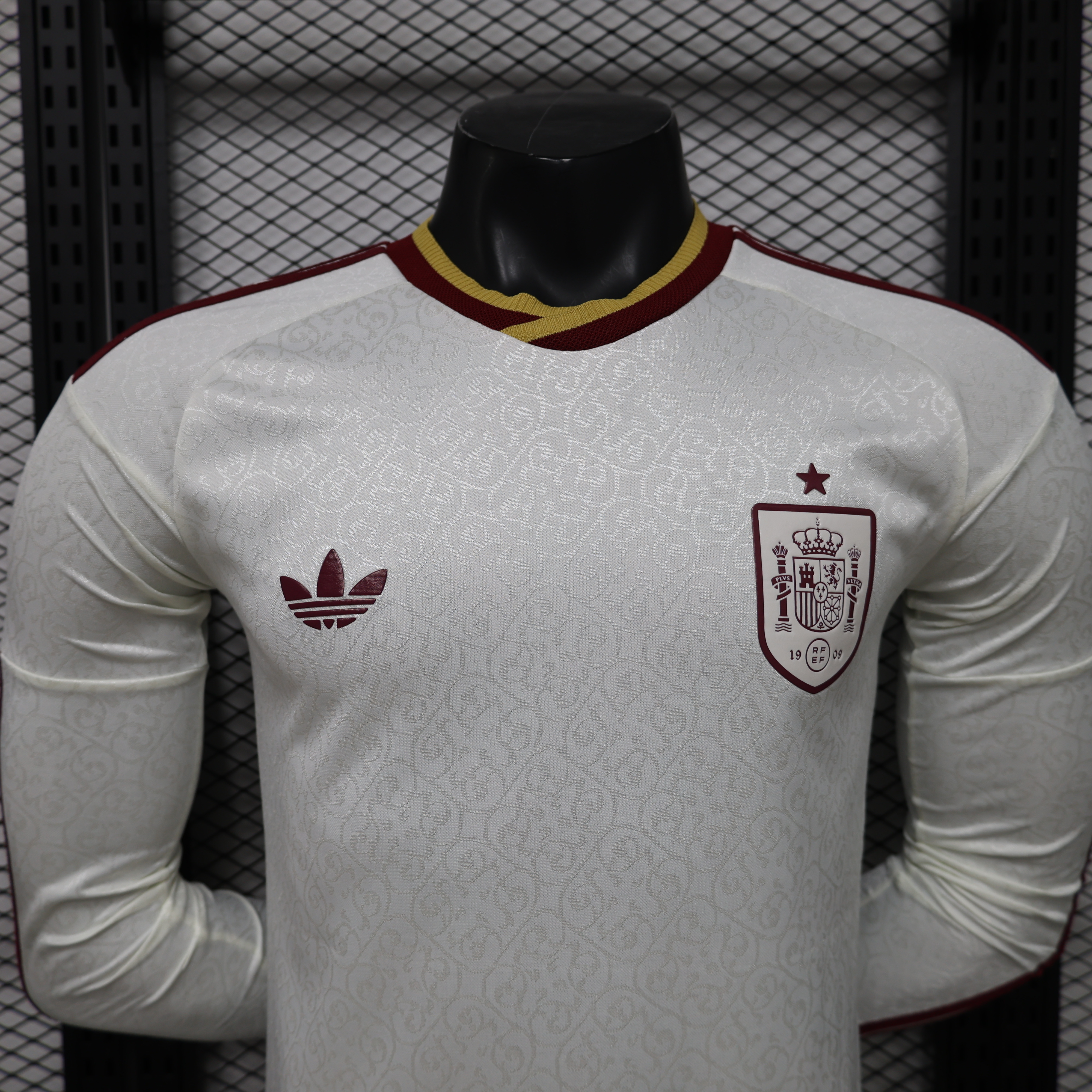 World Cup 2026 Spain Mens Away Kit Football Player Version Long Shirt AAAAJersey Supply Yupoo 9 4