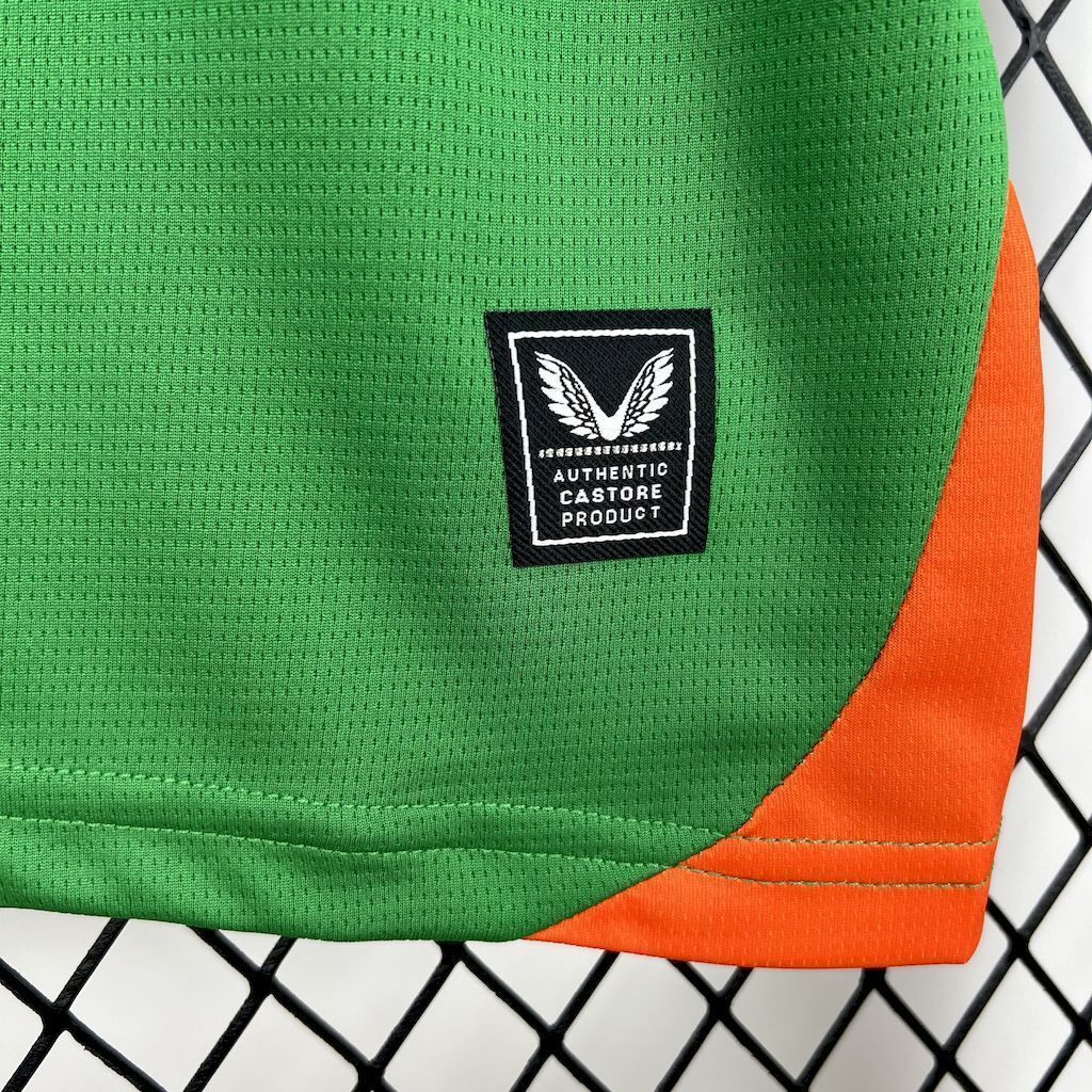 2025 Ireland Home Kit Football T-Shirt AAAAJersey Wholesale Yupoo 2