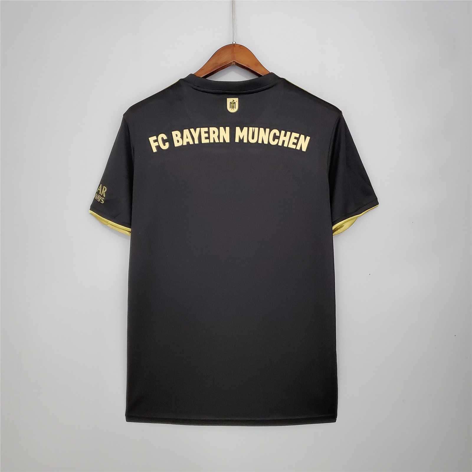 21-22 Bayern Munich away 15