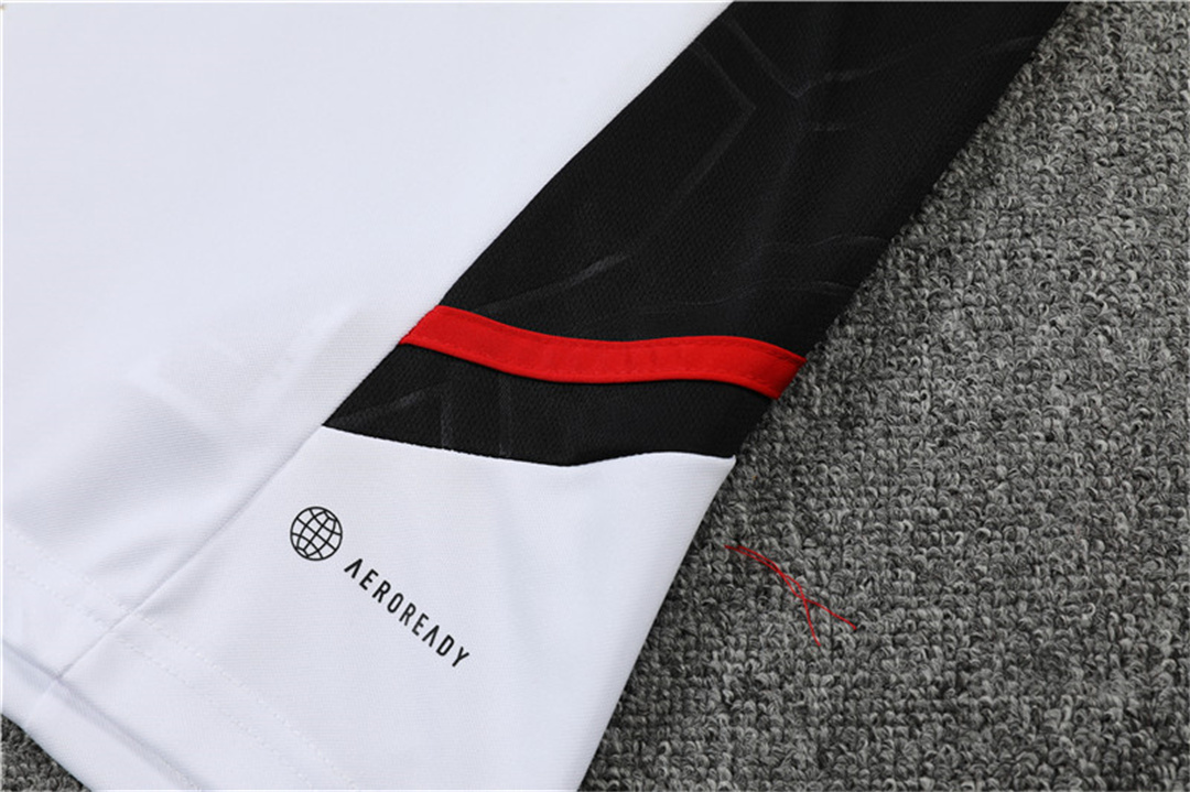 22-23 Bayern Training Kit White 7