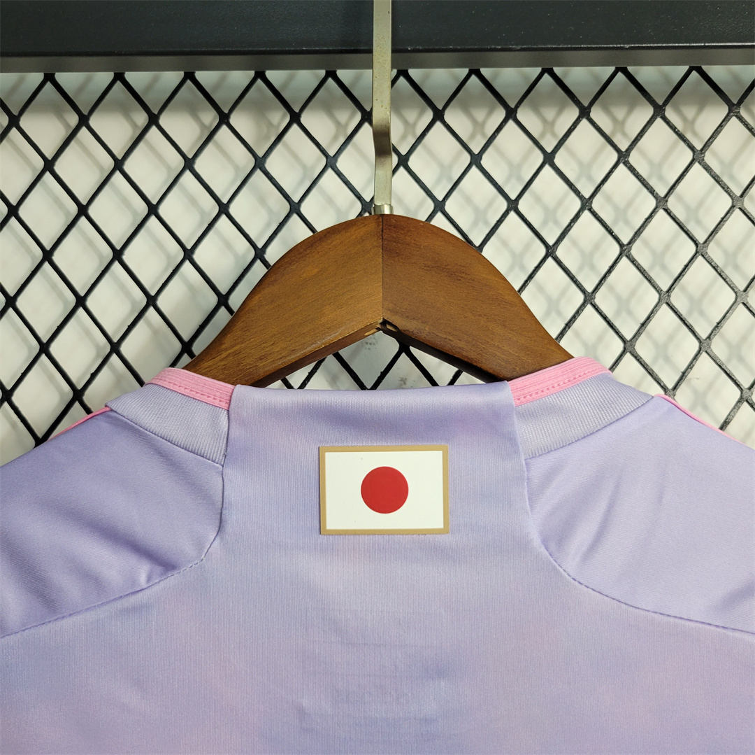 22-23 Women's Japan away 4