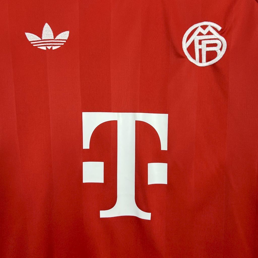 25-26 Bayern Munich Red Goalkeeper Shirt Soccer Uniform AAAAJersey Yupoo 2