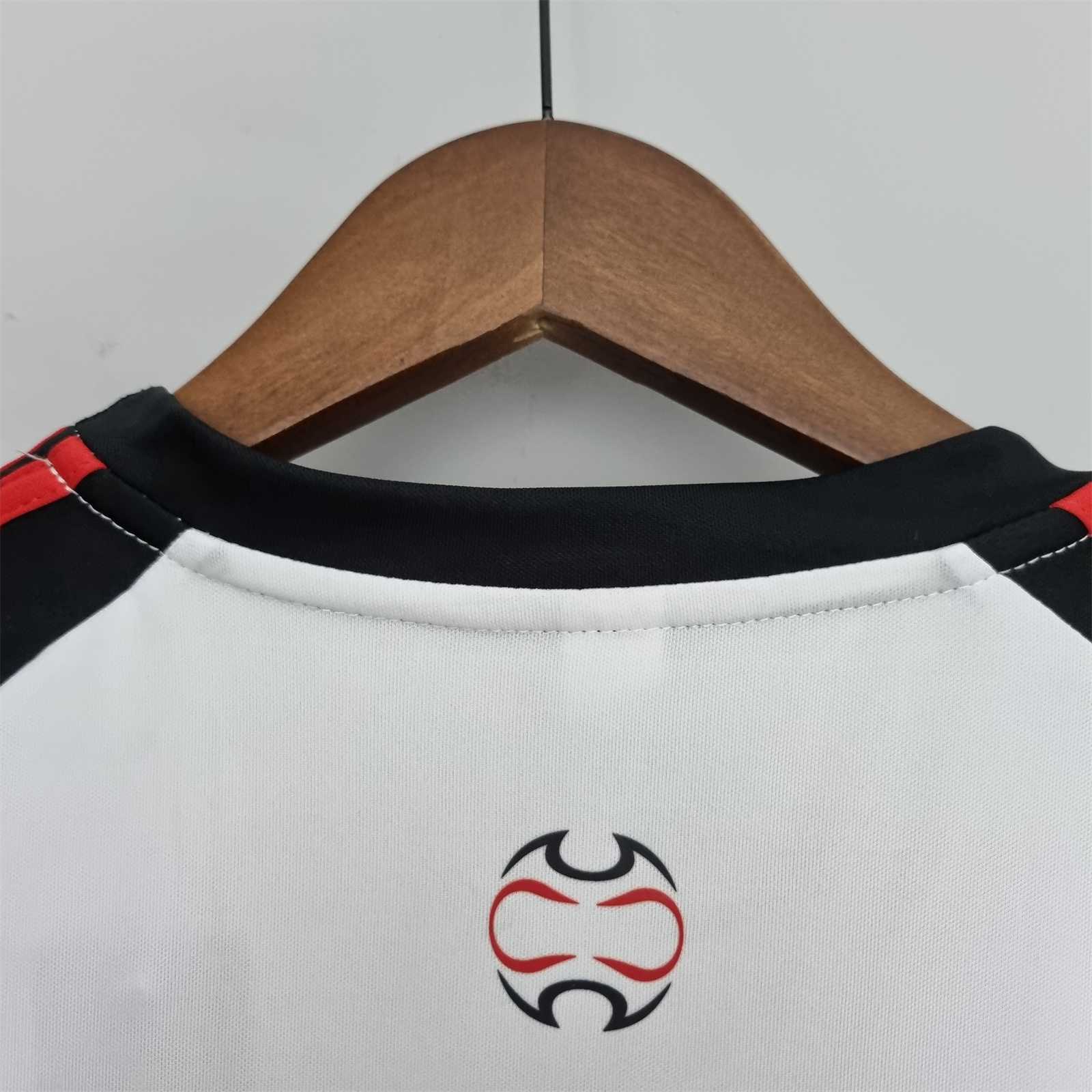 22-23 Manchester United training suit white 1