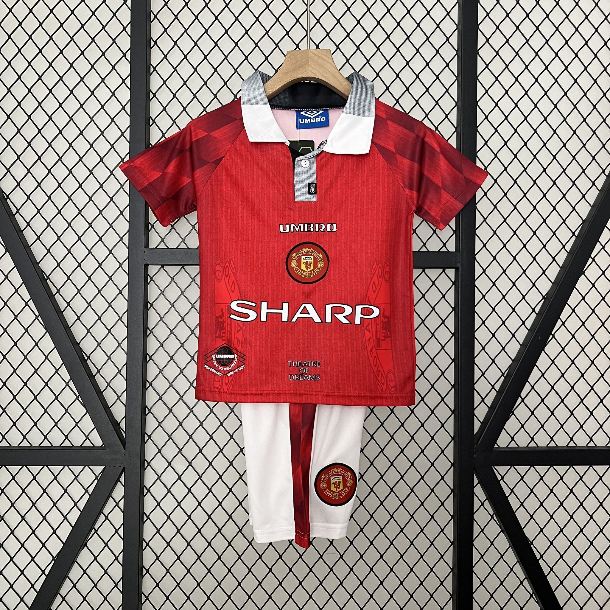 96-97 Manchester United Home Retro Kid Kits Youth Apparels AAAAJersey Wholesale Yupoo