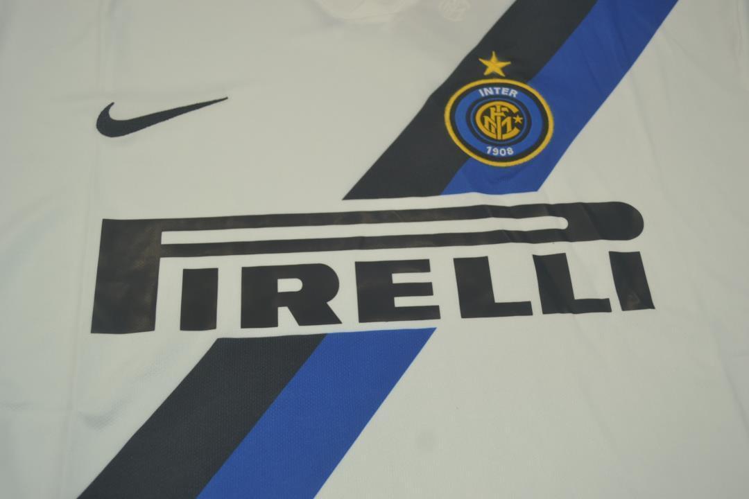 02-03 Inter Milan away white 7