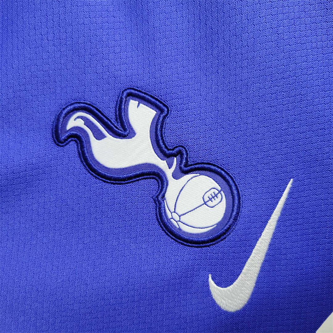 22-23 Tottenham Hotspur away 2