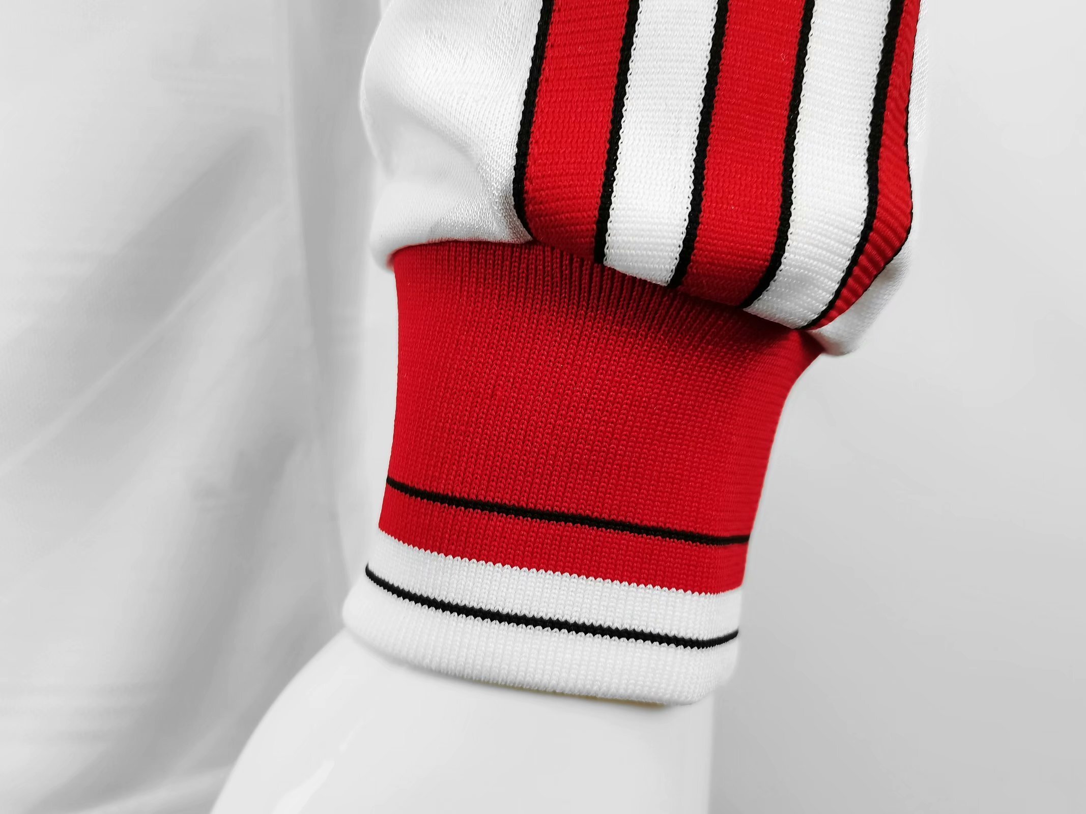 86-88 Manchester United away white away long sleeve 8