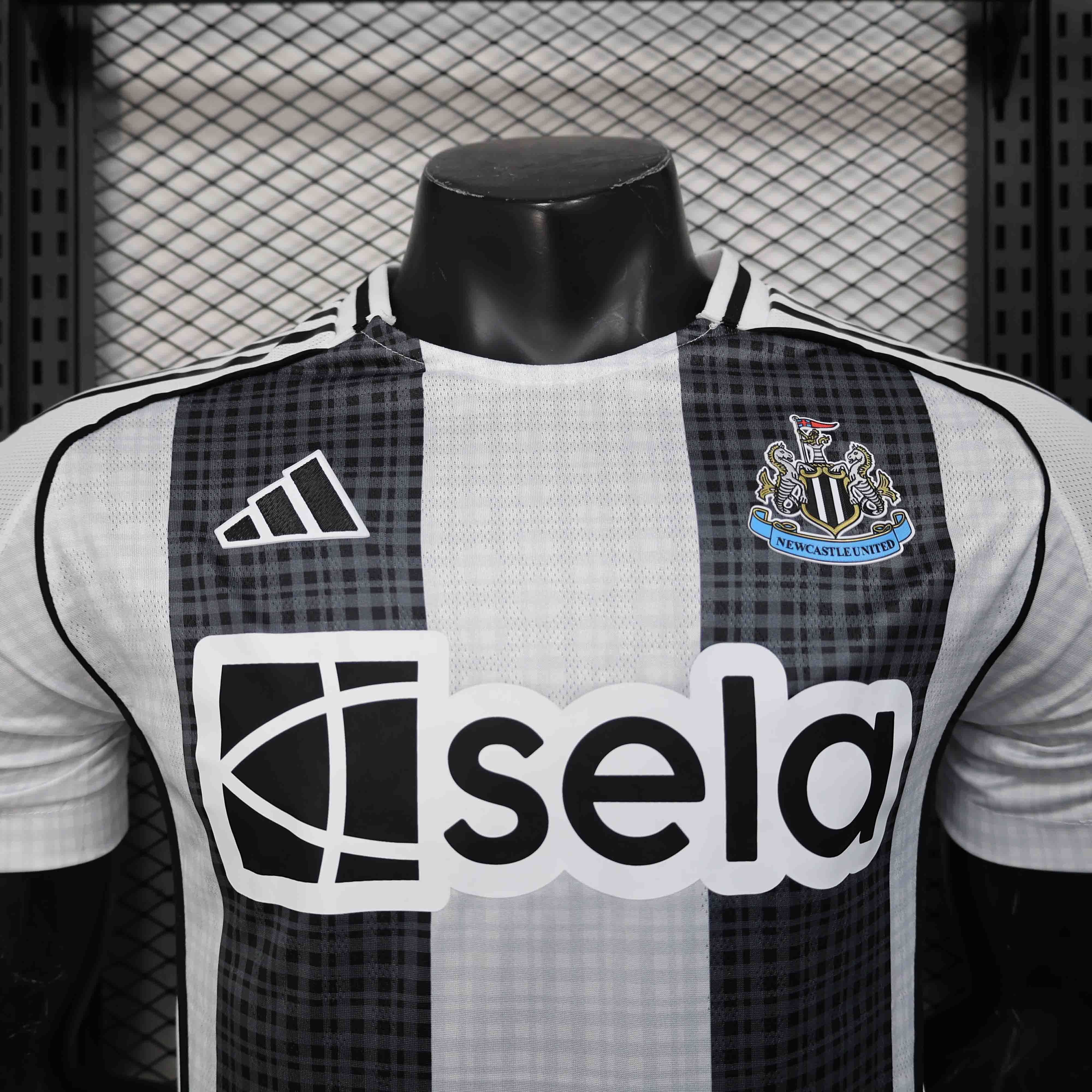25-26 Newcastle United Home Kit Player Version Shirt AAAAJersey Dropship Yupoo 2