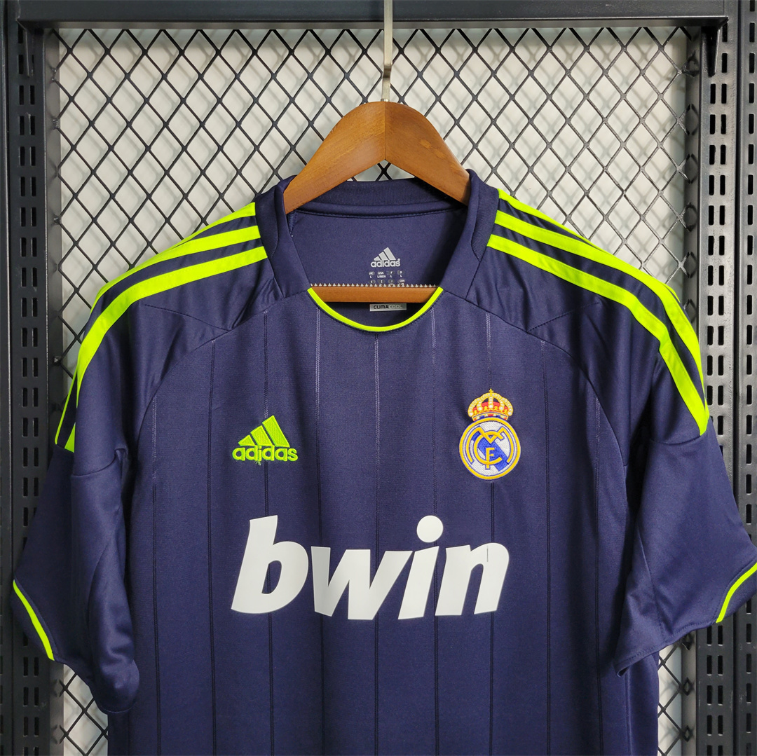 12-13 Real Madrid away 6
