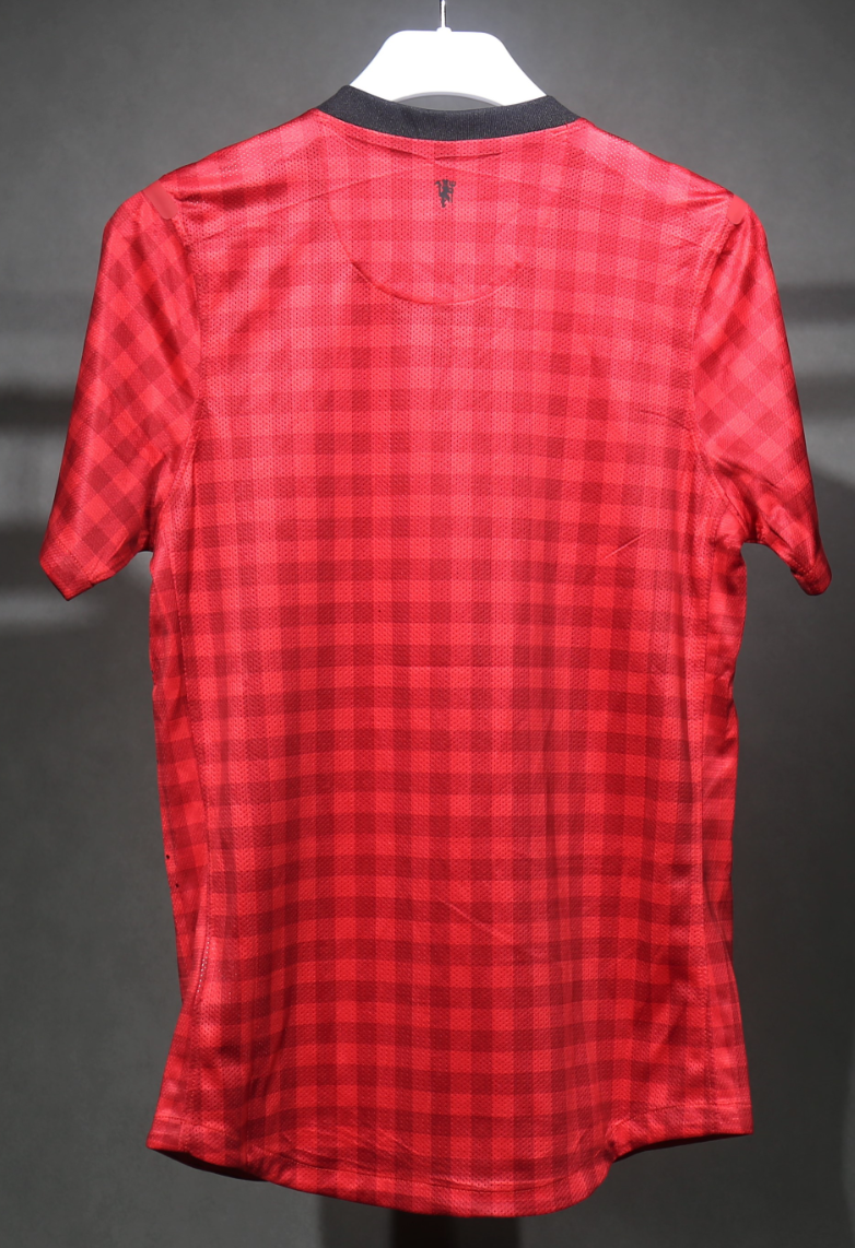 12-13 Manchester United Home Retro Kit Vintage Player Version Sino Shirt AAAAJersey Dropship Yu 2