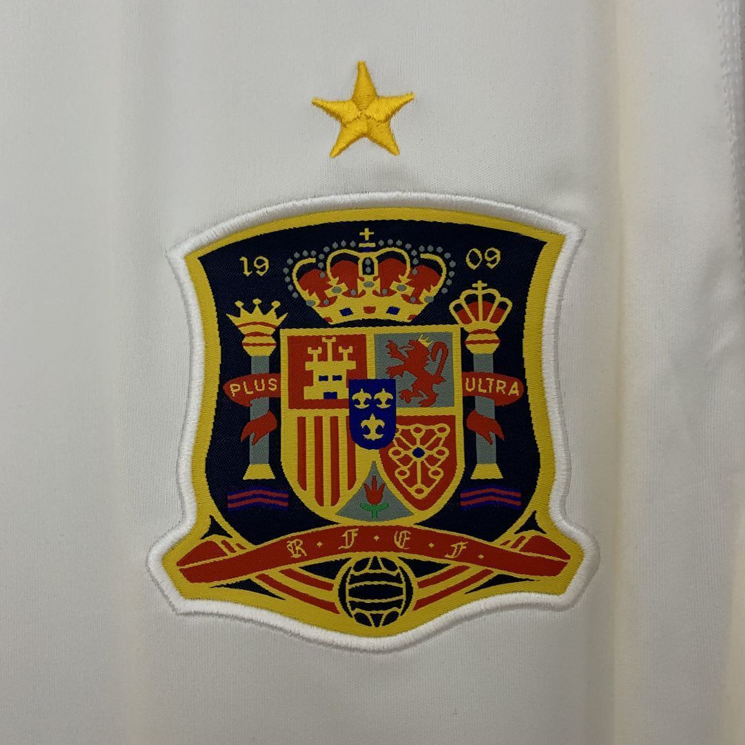 2011 Spain Away Retro Kit Vintage Shirt AAAAJersey Supply Yupoo 4