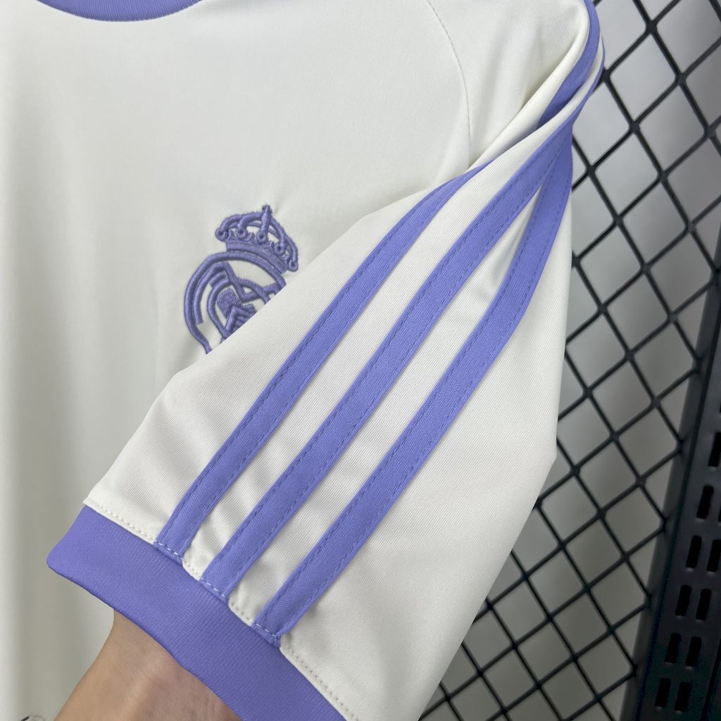 24-25 Real Madrid OG White Special Edition Shirt Football Uniforms AAAAJersey Supplier Yupoo 3