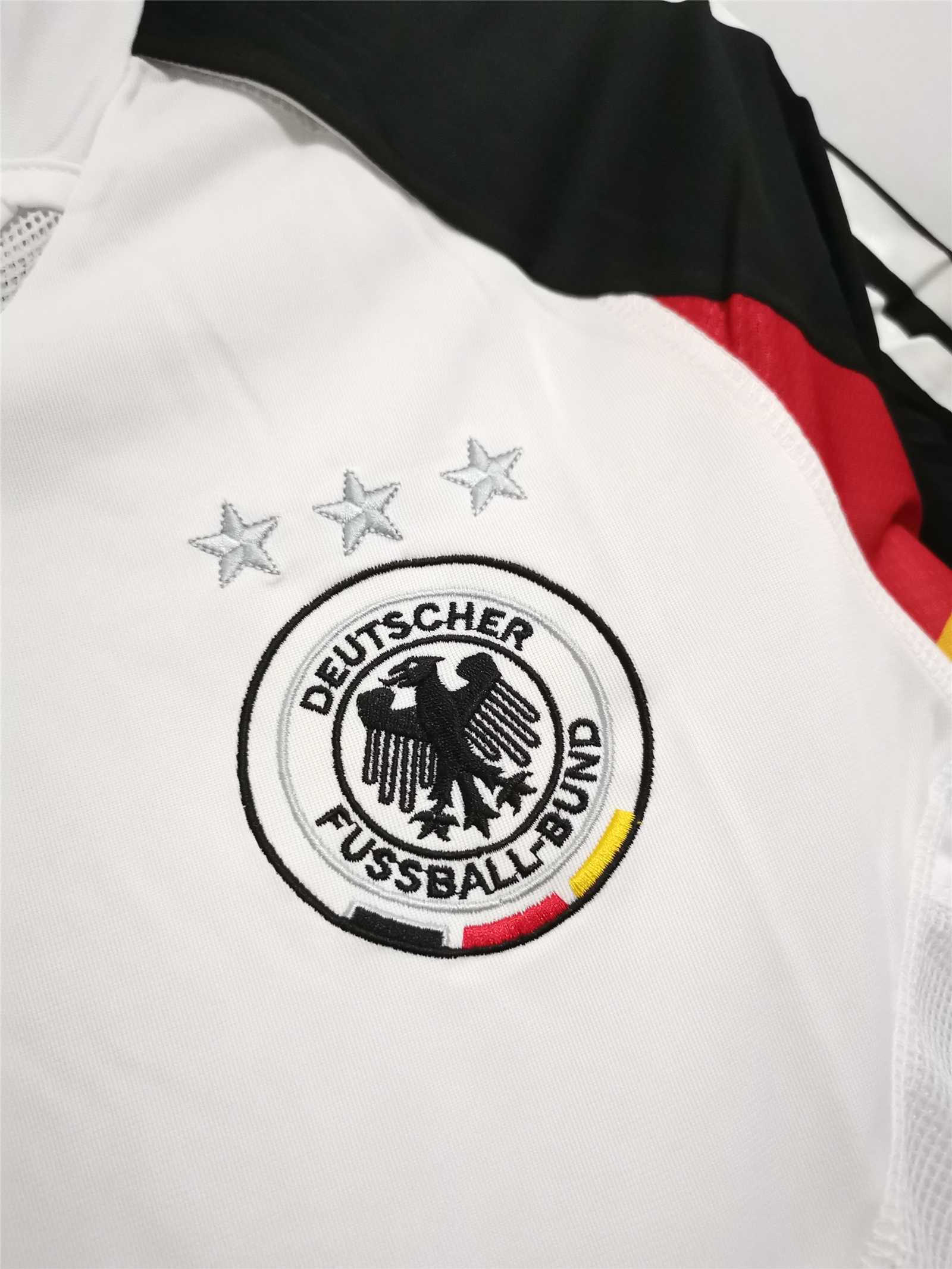 2004 Germany home white 1
