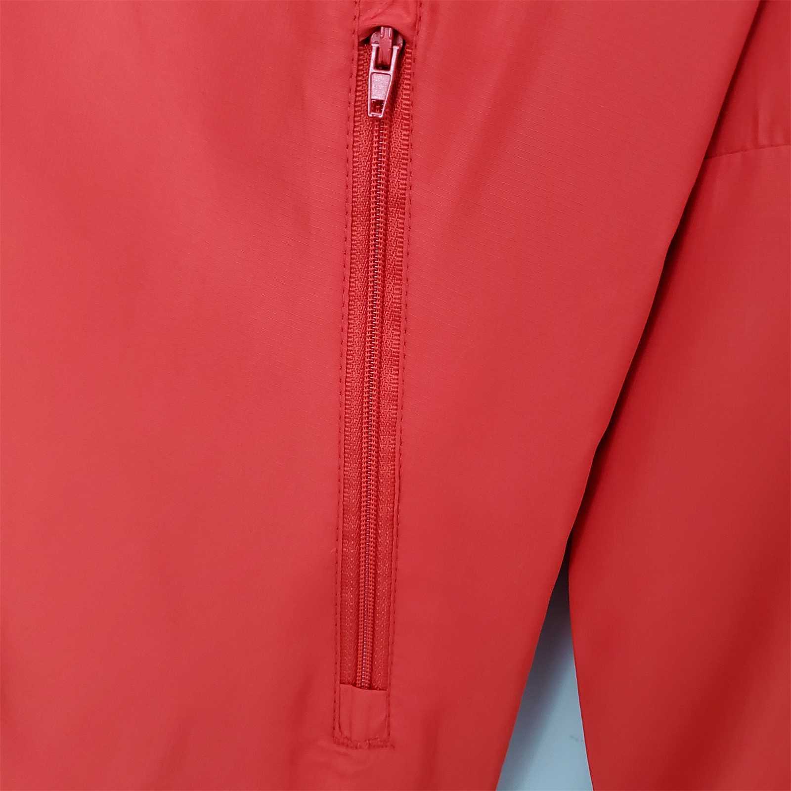 22-23 Arsenal red windbreaker 3