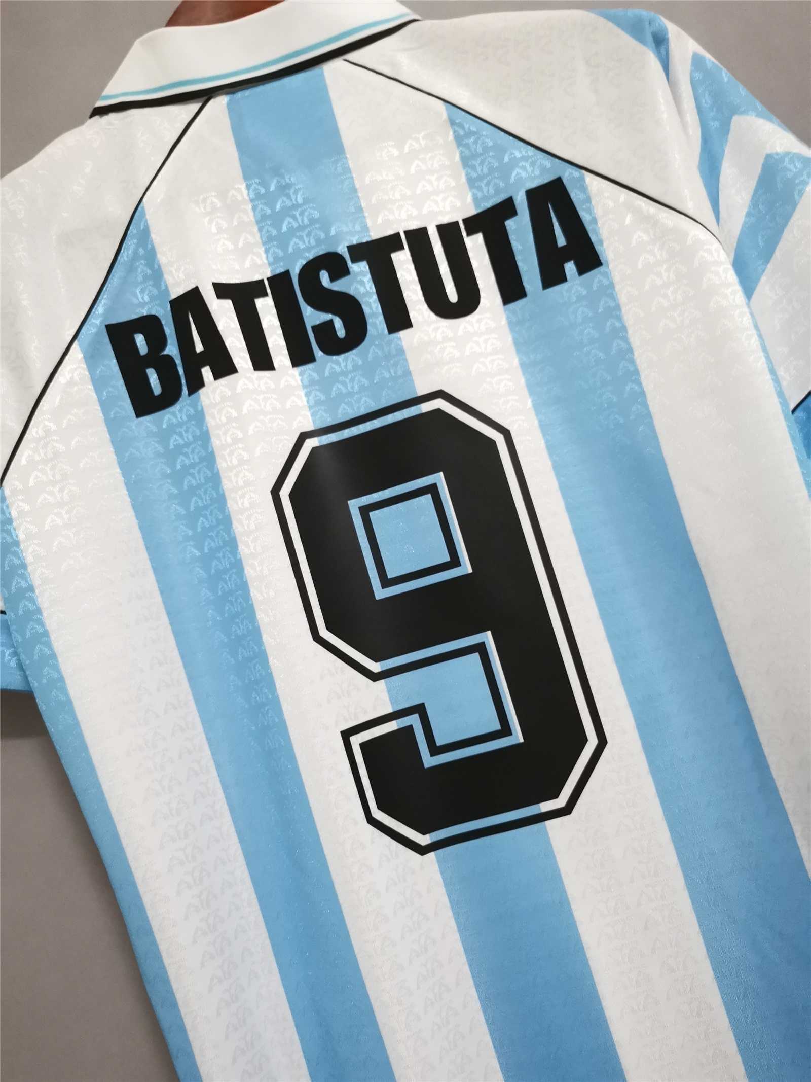 1994 Argentina home 10