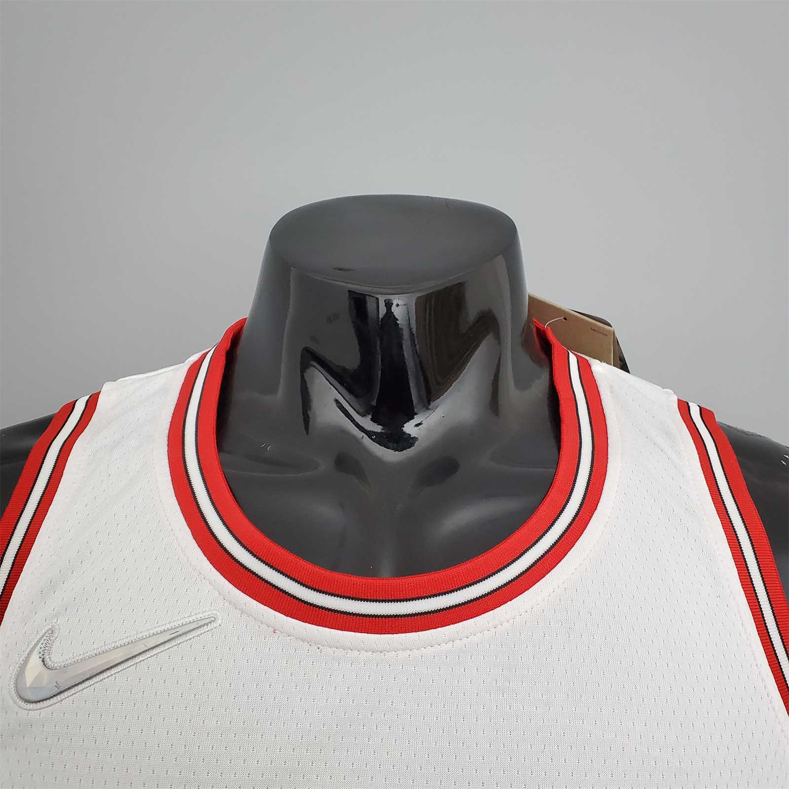75th Anniversary Jordan #45 Bulls White 6