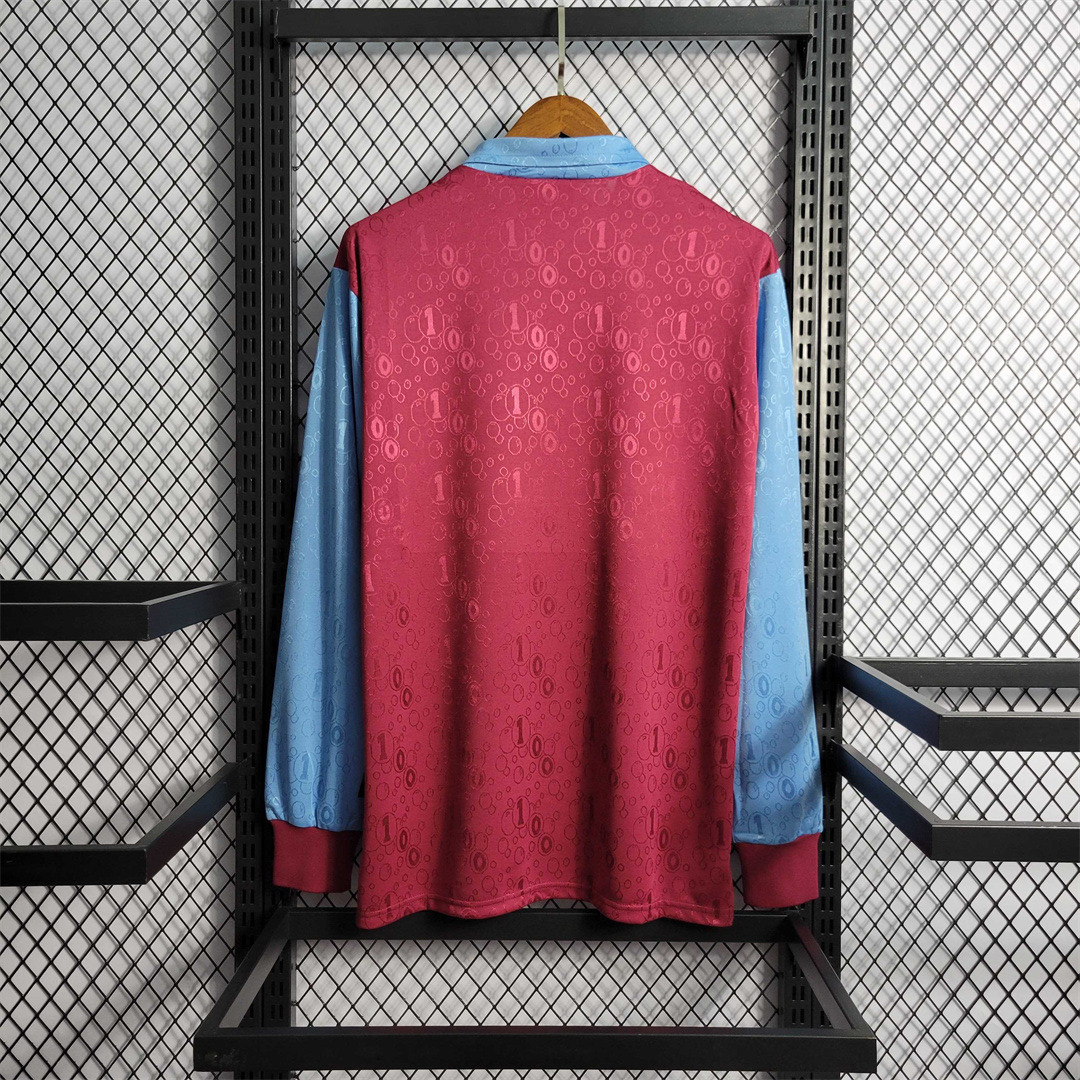 95-97 West Ham home Long Sleeves 1