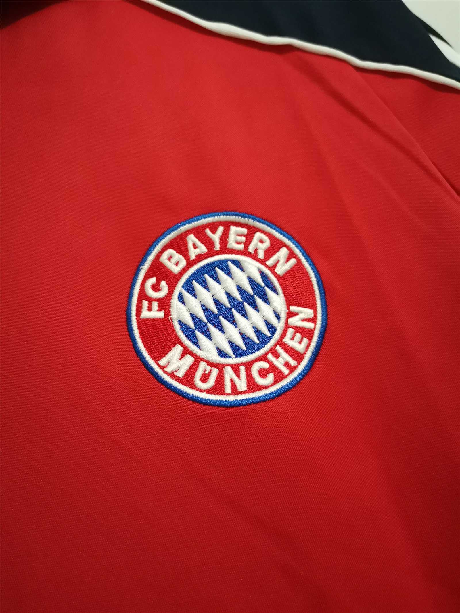 00-01 Bayern Munich Champions League home red 7